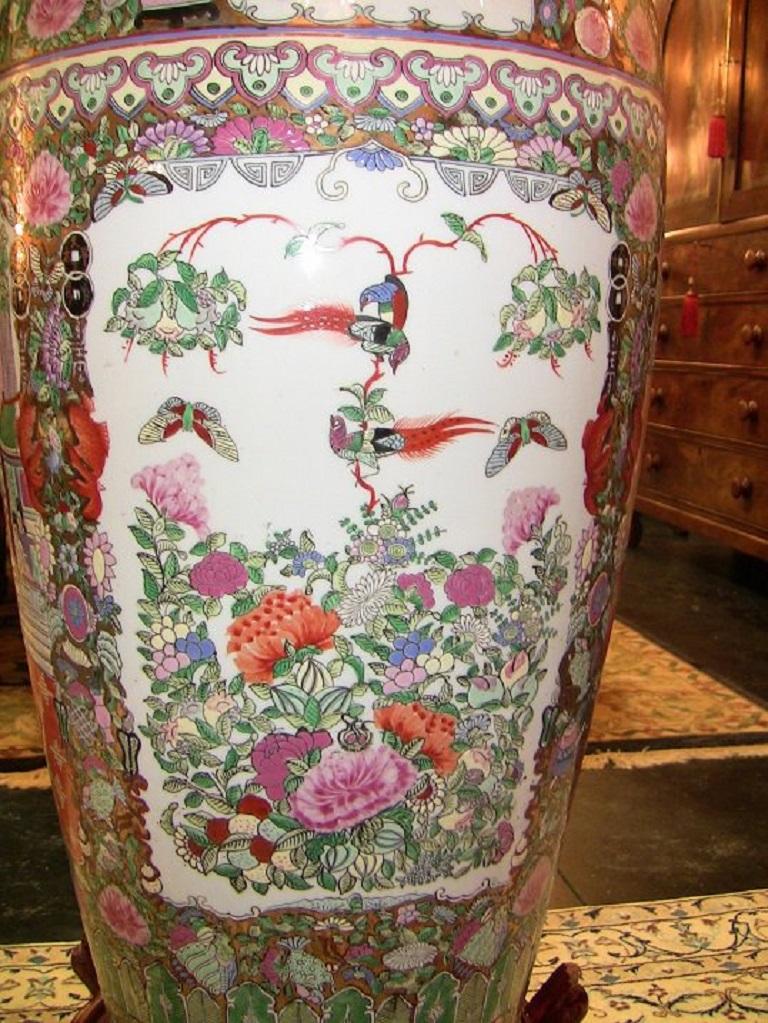 Qing 20th Century Chinese Cantonese Rose Medallion Famille Rose Gilded Floor Vase