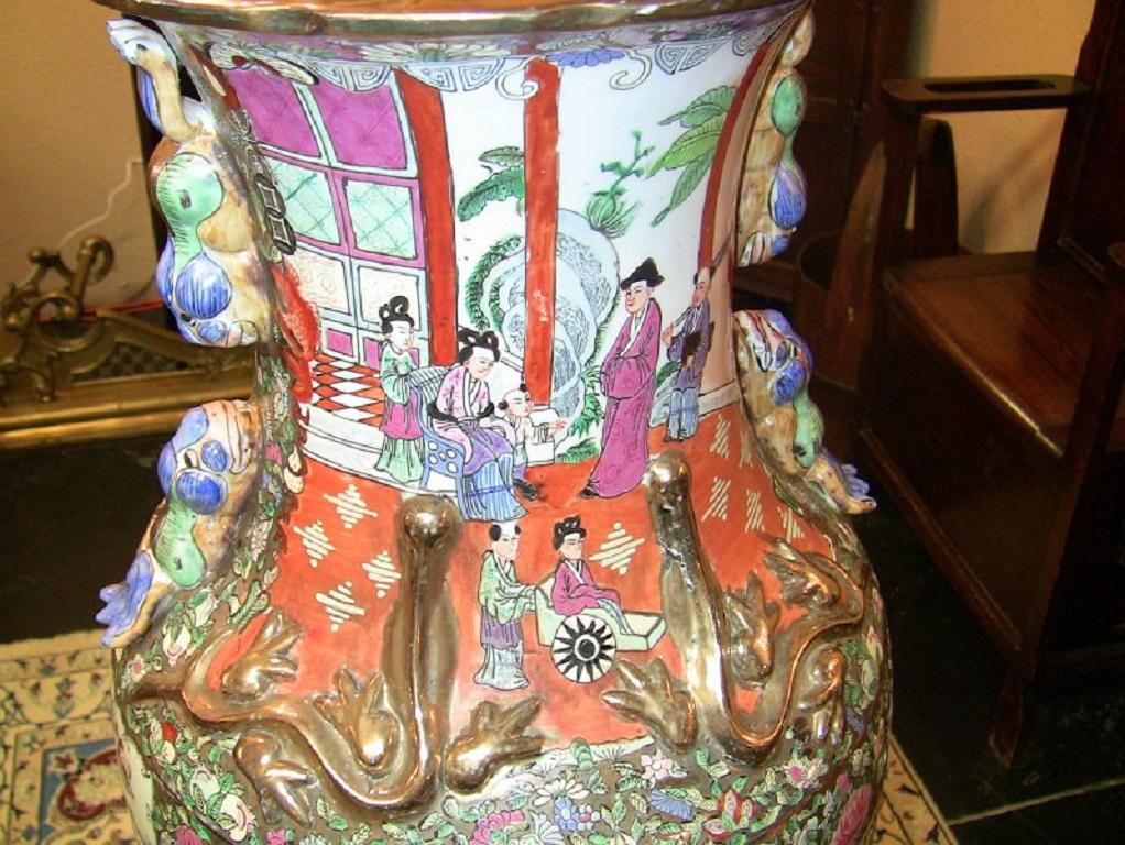 20th Century Chinese Cantonese Rose Medallion Famille Rose Gilded Floor Vase In Excellent Condition In Dallas, TX