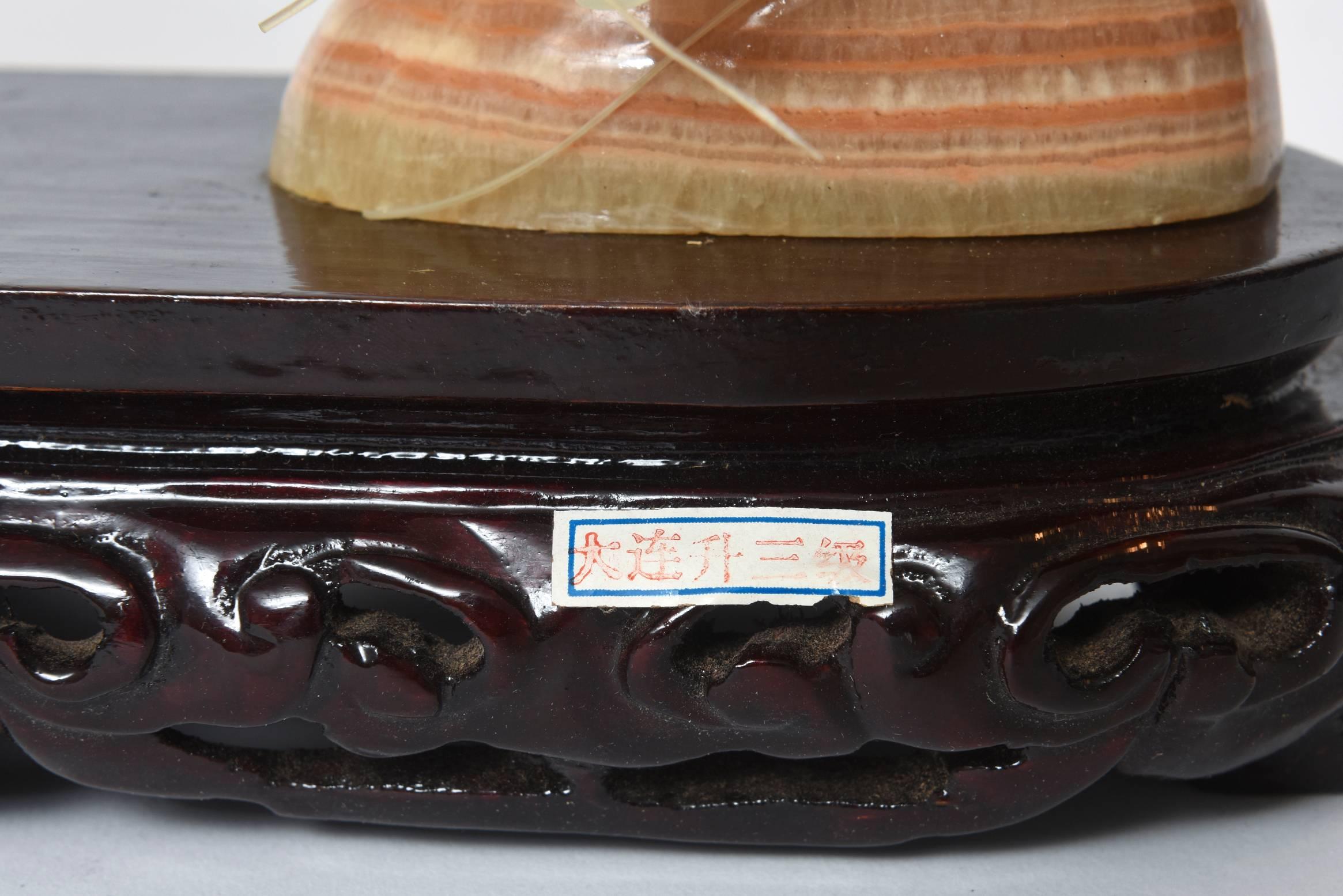 20. Jahrhundert Chinesisch geschnitzt Serpentine Garnele Garnelen mit Horn Unterwasser-Szene (Jade)