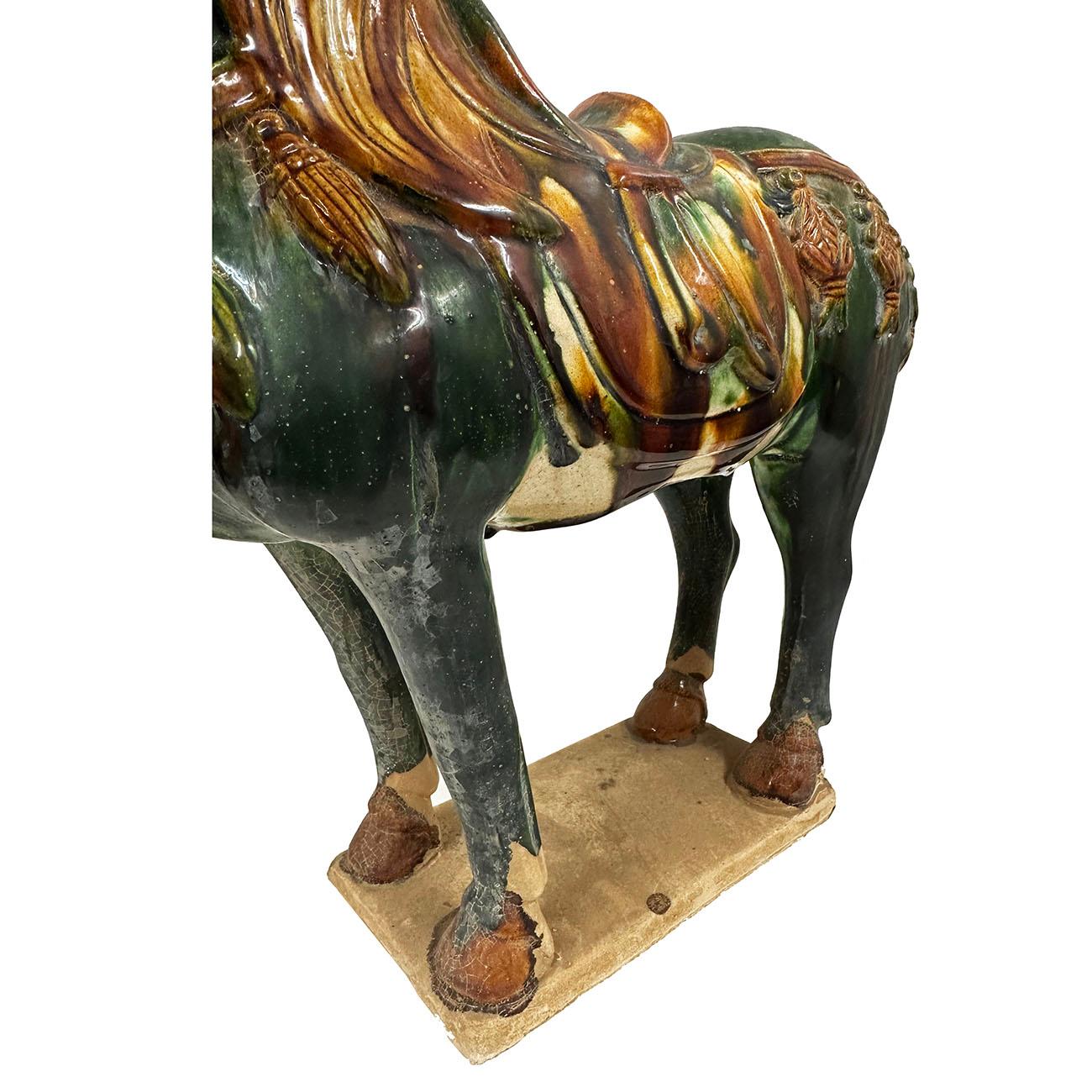 20th Century Chinese Ceramic Tang San Cai (Tri Color)Horse In Good Condition For Sale In Pomona, CA