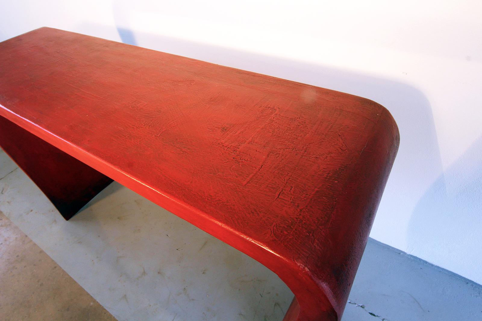 20th Century 20th century Chinese console table in red lacquered wood.