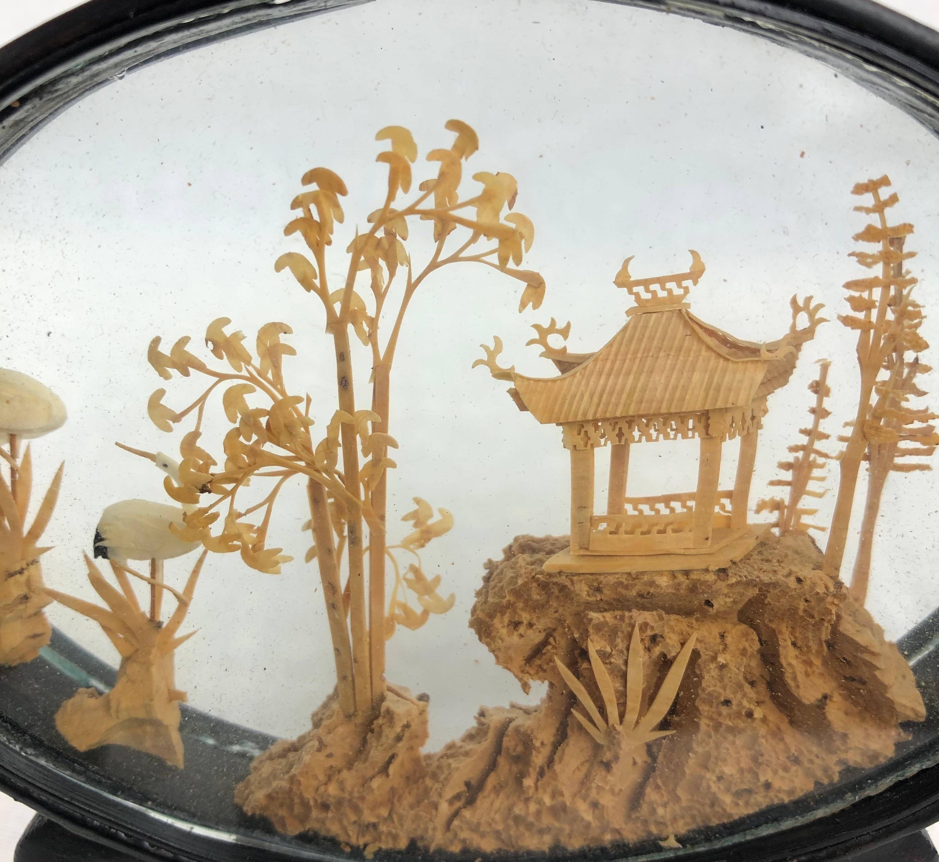 Sculpté à la main Diorama en liège chinois du 20ème siècle, vers les années 1950 en vente