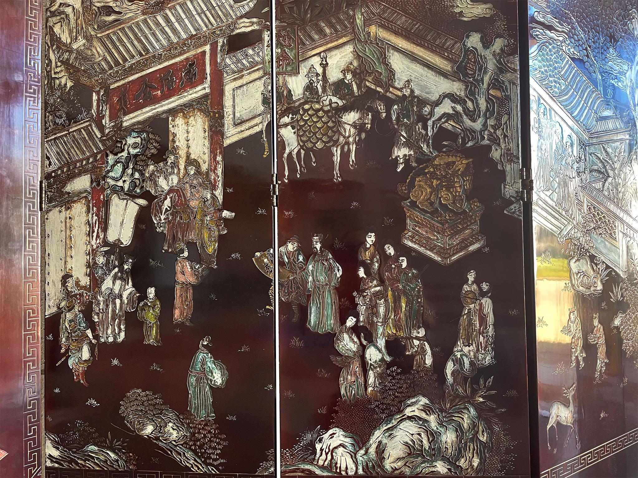 Gravé Paravent chinois Coromandel du 20ème siècle à 6 panneaux pliants en vente
