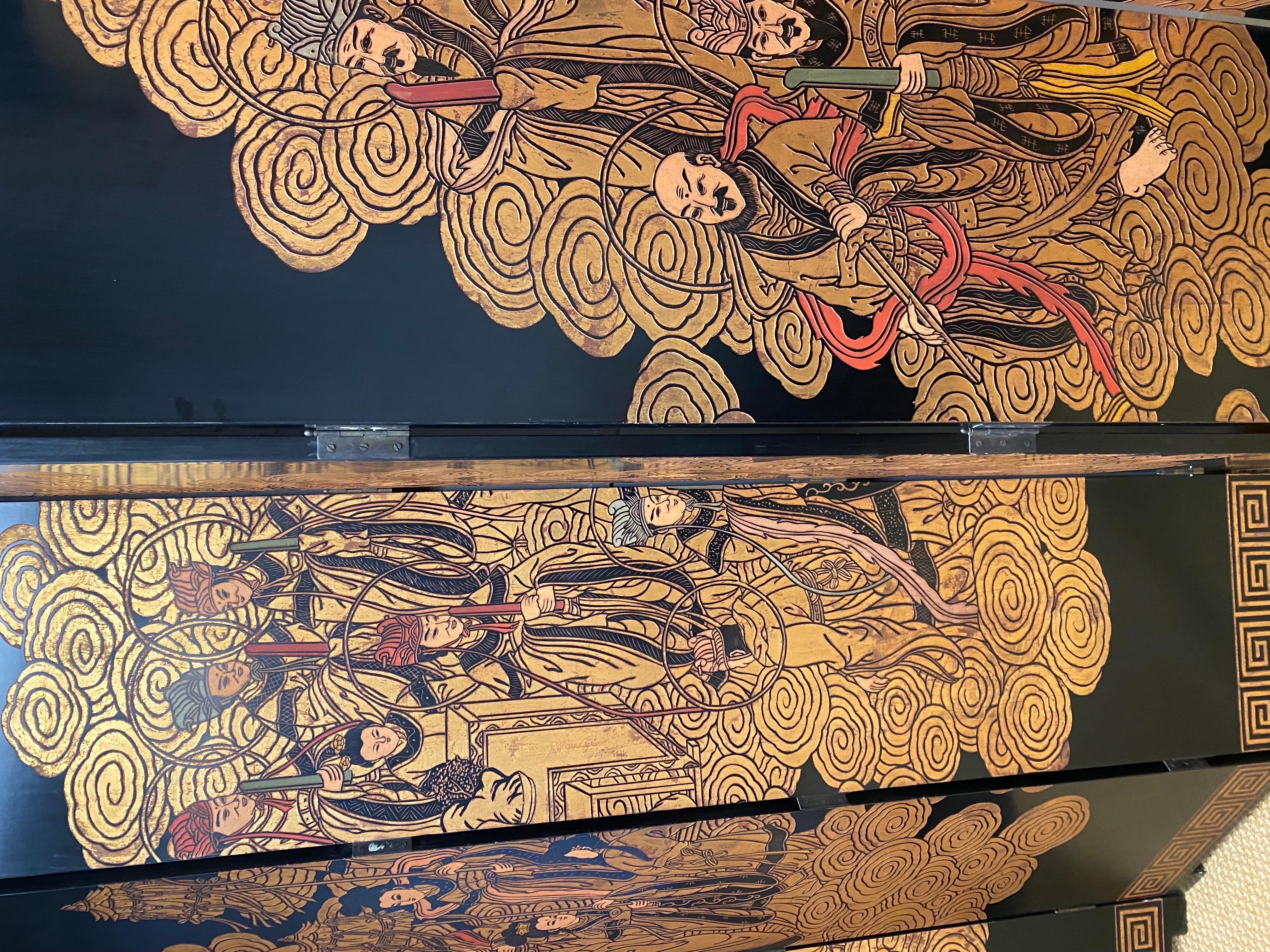 Chinesischer Coromandel-Raumteiler des 20. Jahrhunderts, schwarz vergoldet, achtteilig, unsterbliche Himmelsgöttinnen im Angebot 3