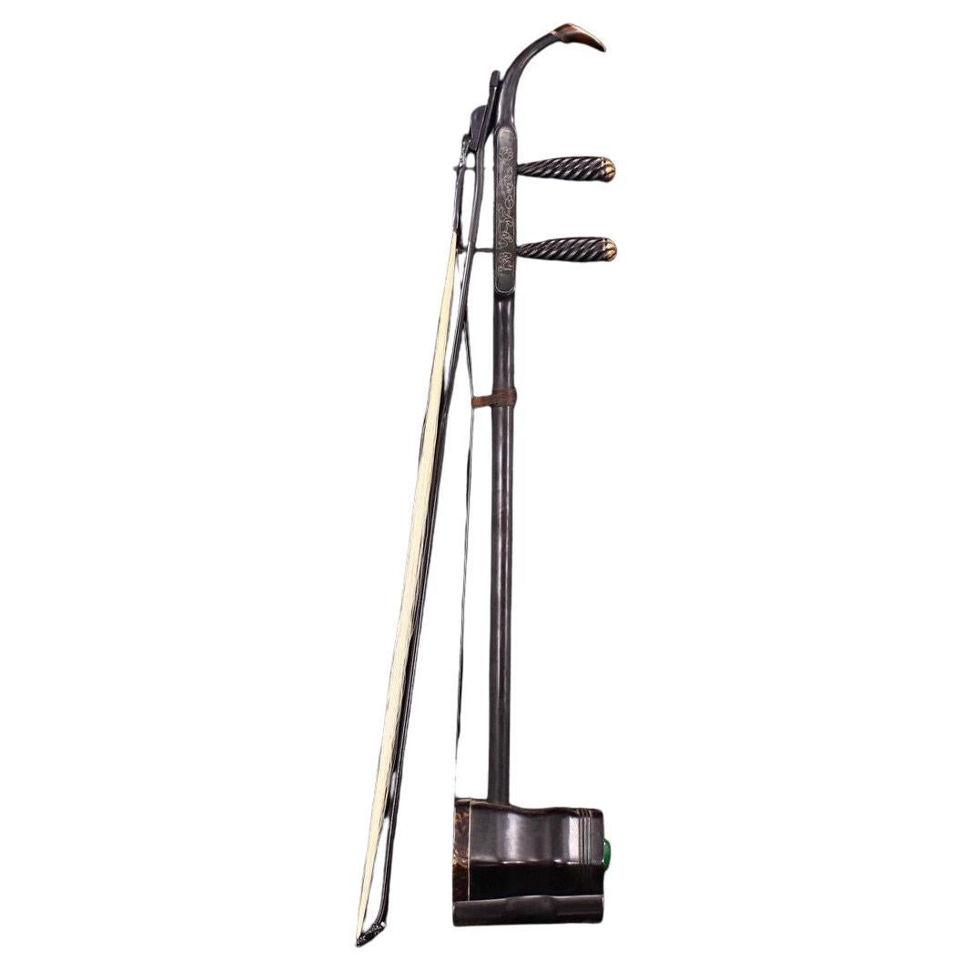 String Erhu chinois du 20ème siècle en argent ébène avec incrustation de pierres précieuses