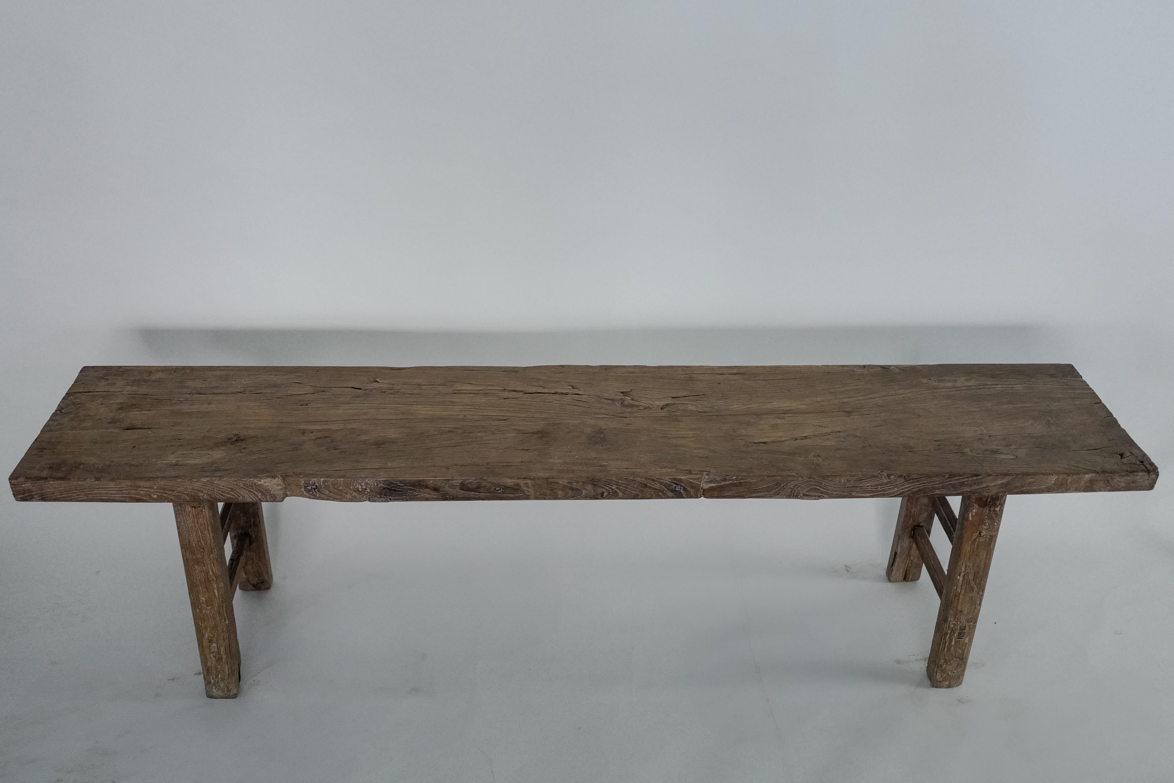 Banc en orme chinois du 20TH CENTURY DESIGN - Bois massif rustique avec design minimaliste Bon état - En vente à Milano, IT