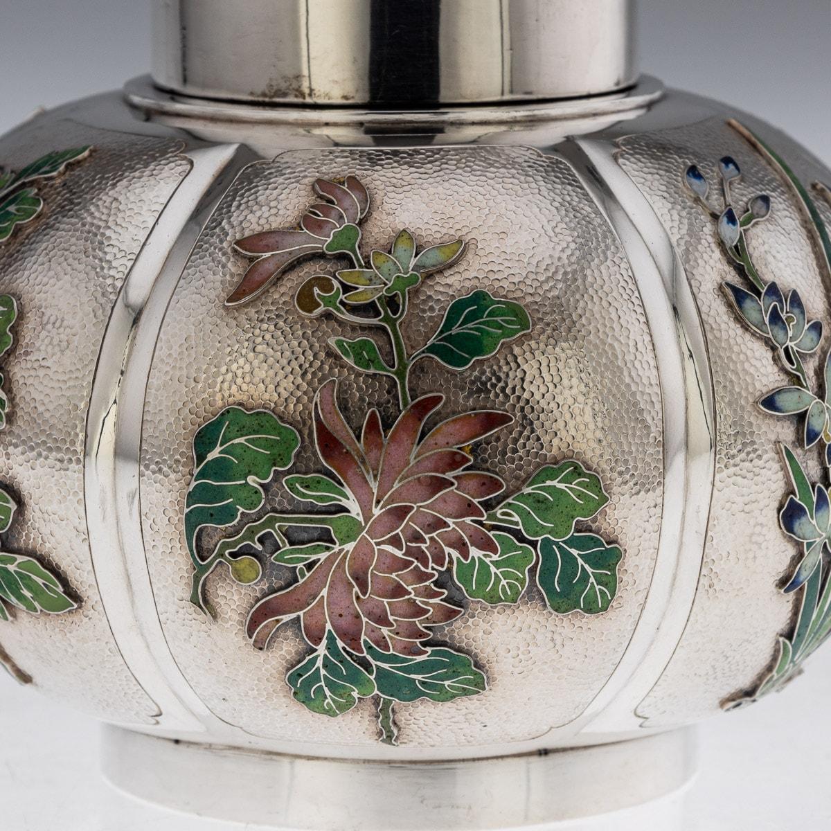 20th Century Chinese Export Solid Silver & Enamel Tea Caddy, Luen Wo, c.1900 9