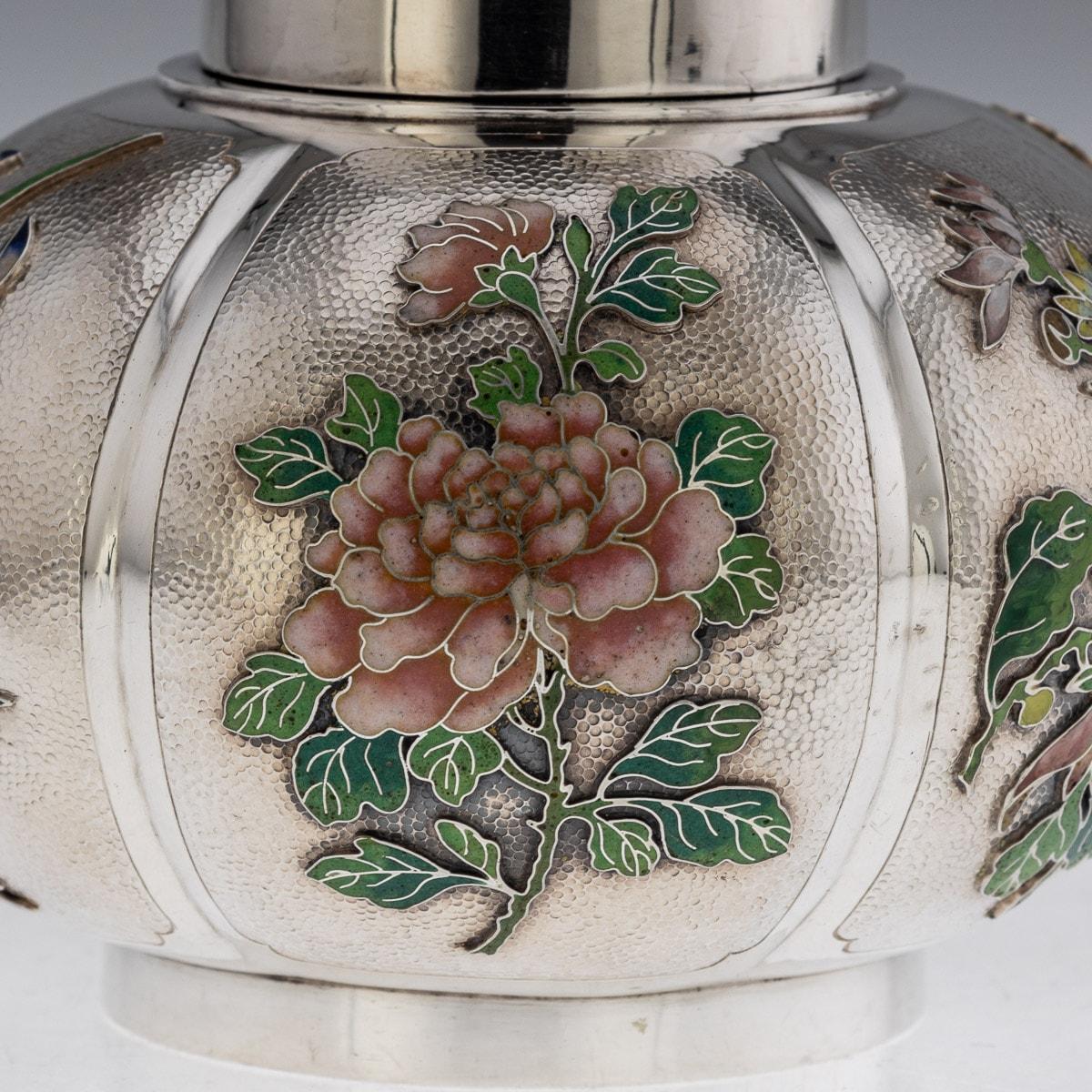 20th Century Chinese Export Solid Silver & Enamel Tea Caddy, Luen Wo, c.1900 11