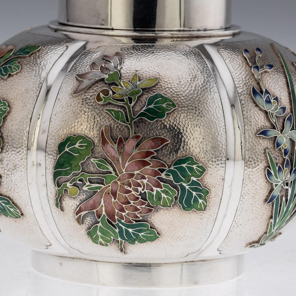 20th Century Chinese Export Solid Silver & Enamel Tea Caddy, Luen Wo, c.1900 12