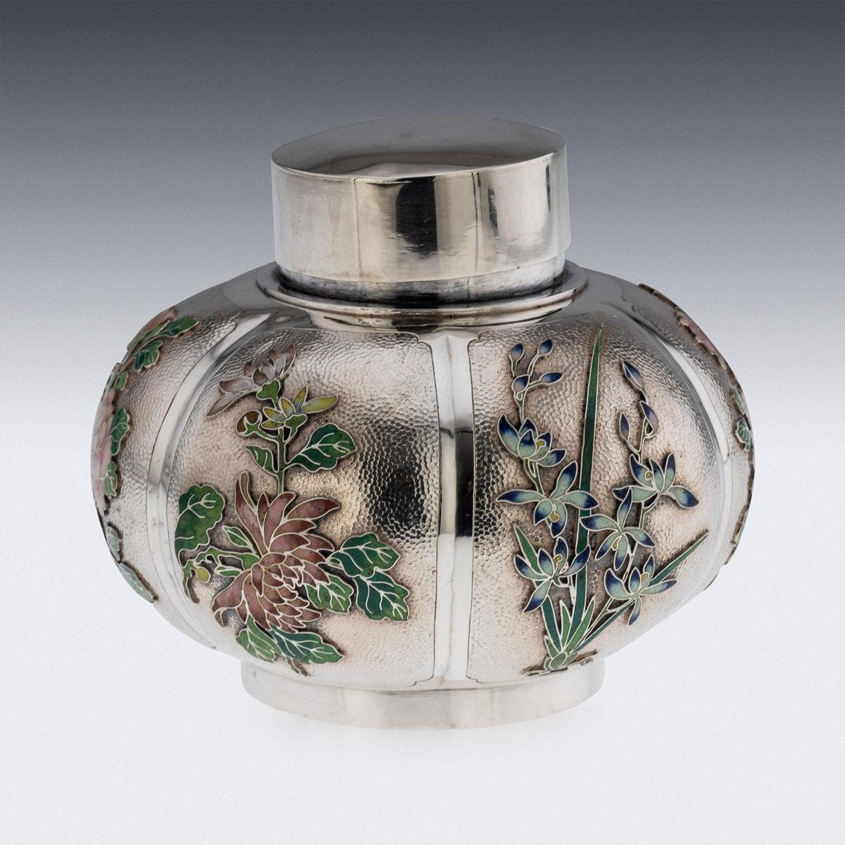 20th Century Chinese Export Solid Silver & Enamel Tea Caddy, Luen Wo, c.1900 In Good Condition In Royal Tunbridge Wells, Kent