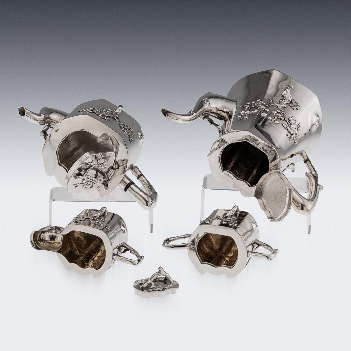 Argento Set da tè da esportazione cinese del XX secolo in argento massiccio con quattro pezzi, A.I.C. 1900 circa in vendita