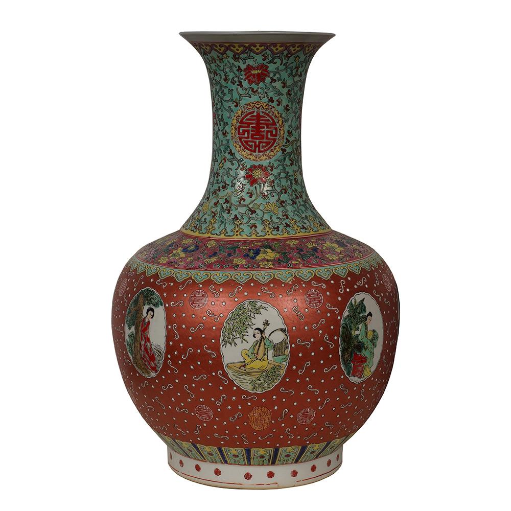 Up for your consideration is a fine vintage Chinese famille rose porcelain vases. 100% hand made and hand paint from China. It has hand painted Chinese traditional folks arts of Chinese beauty around vase. Very detailed, amazing color. It is in