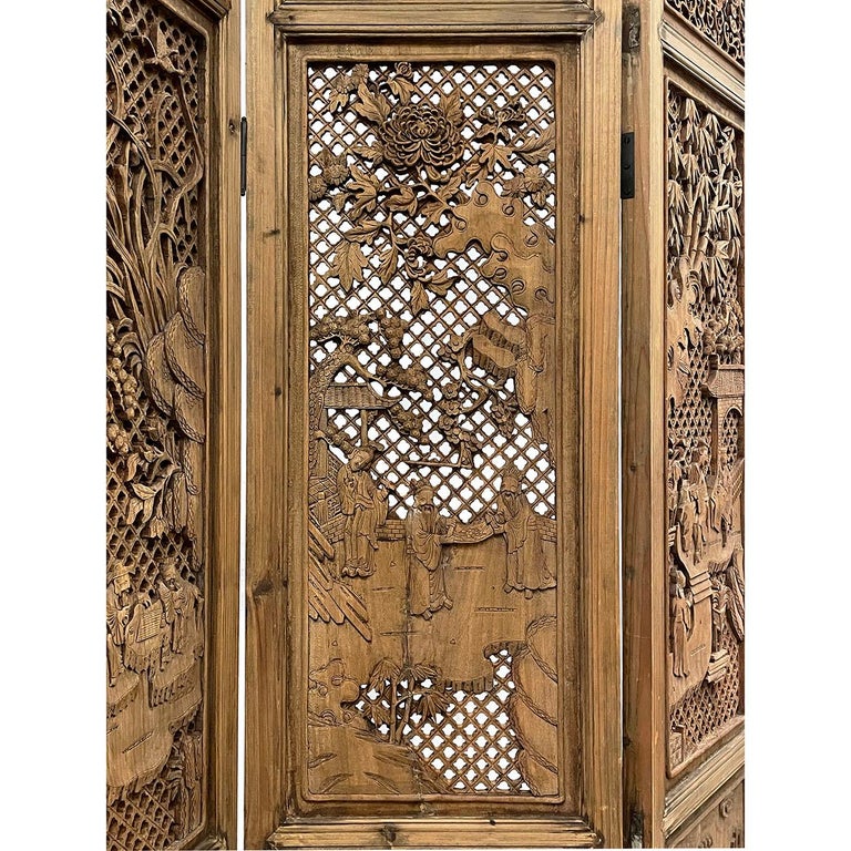 20th Century Chinese Handcrafted 4 Panels Camphor Wood Screen/Room Divider For Sale 5
