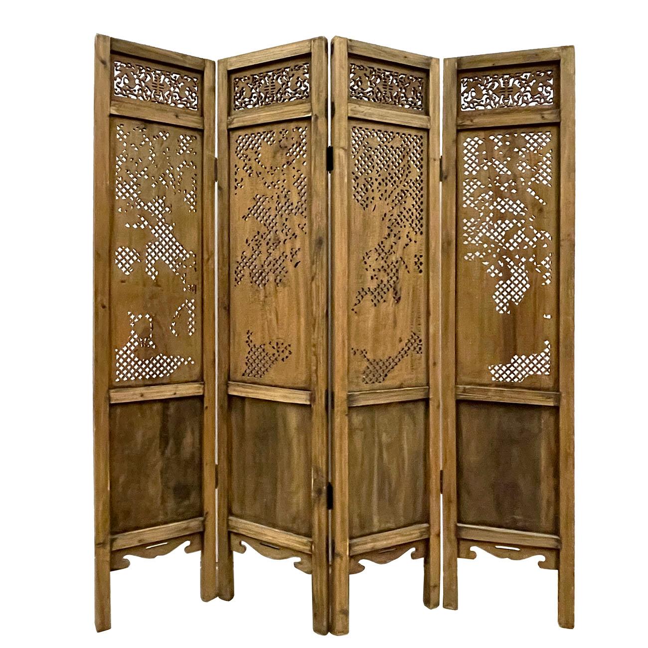 20th Century Chinese Handcrafted 4 Panels Camphor Wood Screen/Room Divider 10