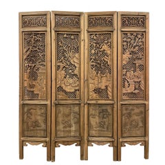 20th Century Chinese Handcrafted 4 Panels Camphor Wood Screen/Room Divider