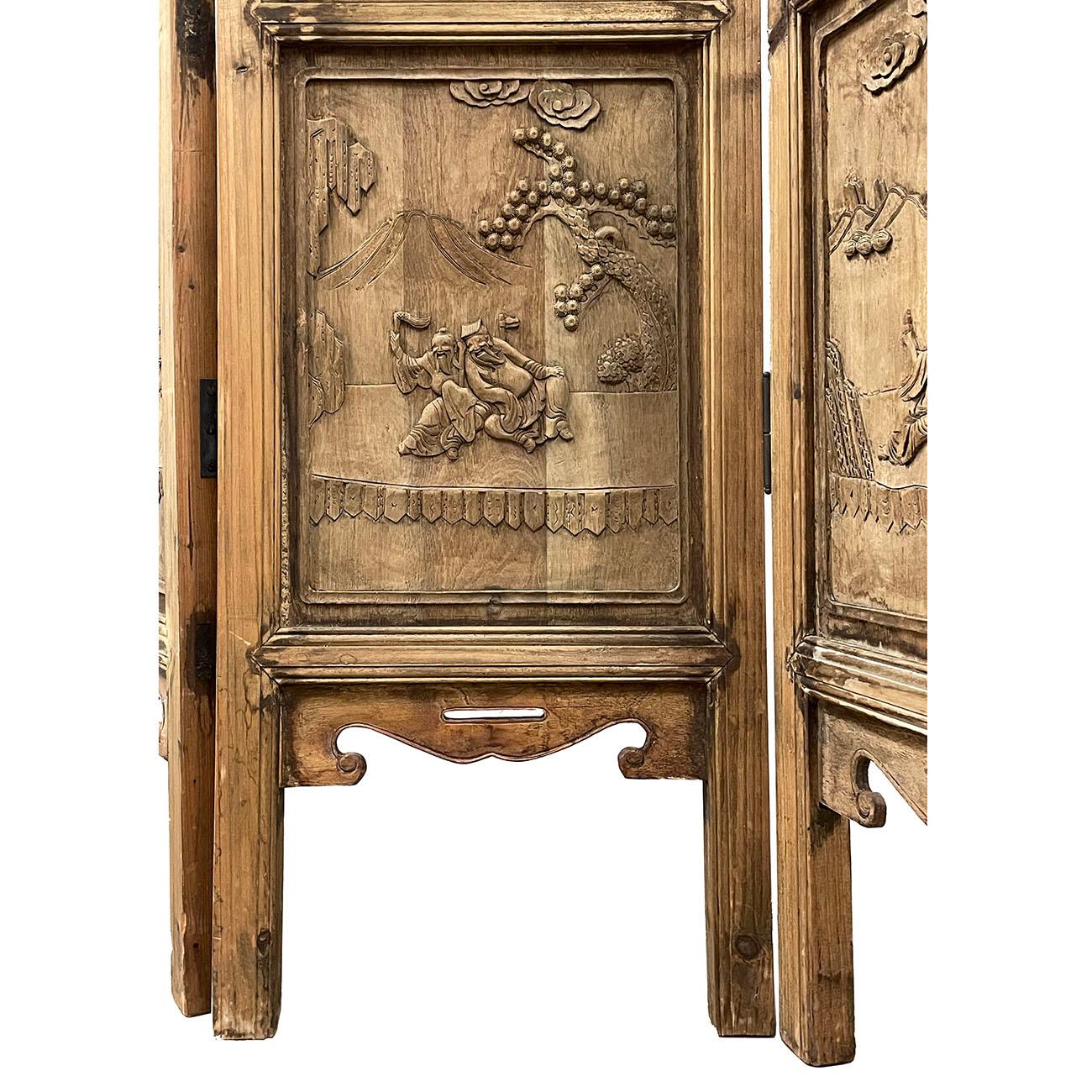 20th Century Chinese Handcrafted 4 Panels Camphor Wood Screen/Room