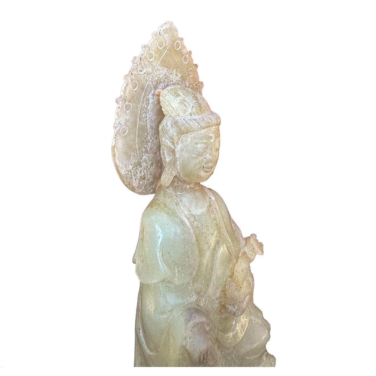 20th Century Chinese Jade Carved Kwan Yin Bodhisattva statuary In Good Condition In Pomona, CA