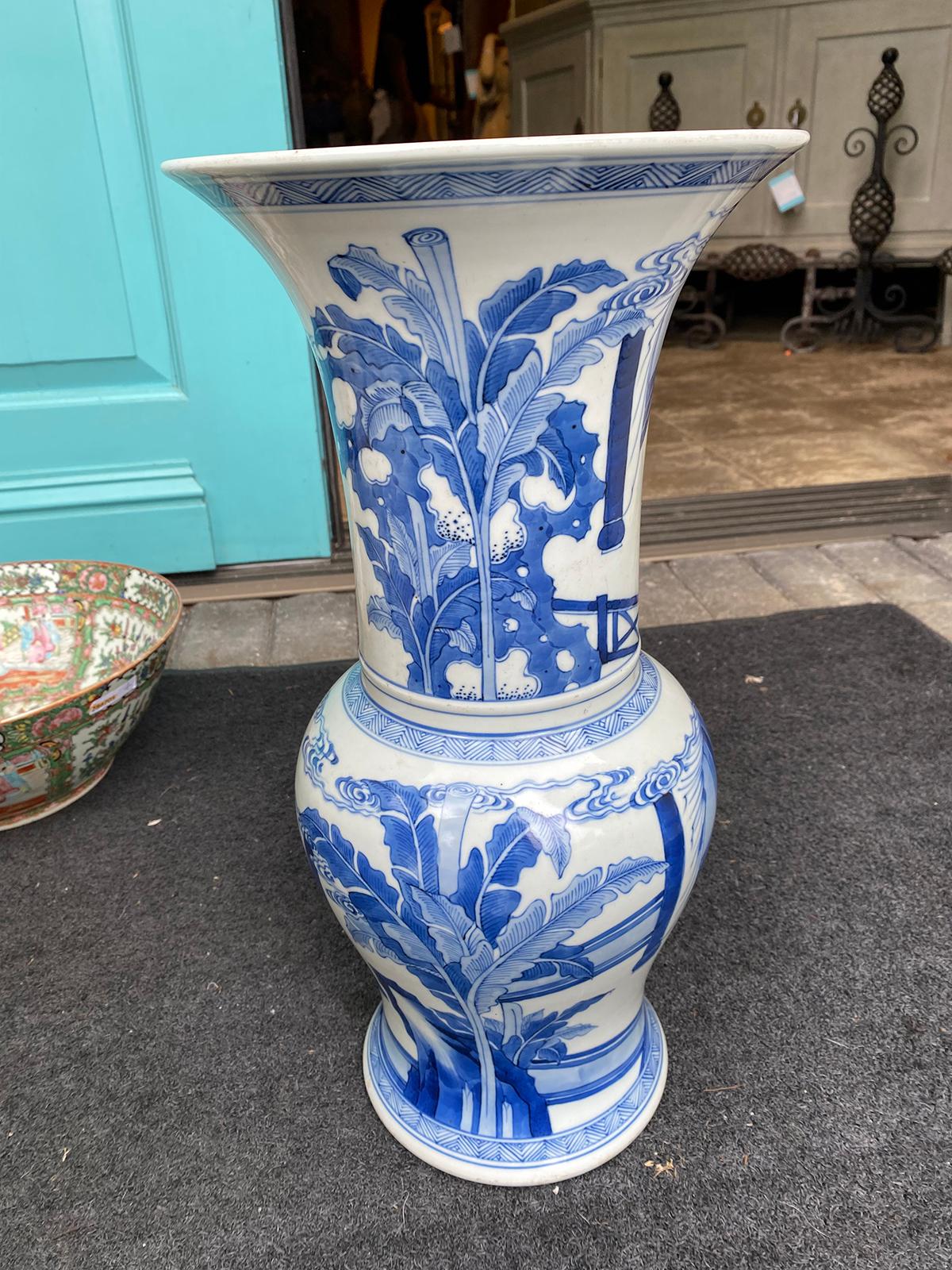 20th Century Chinese Kangxi Style Blue & White Gu Form Vase, Six Character Mark For Sale 1