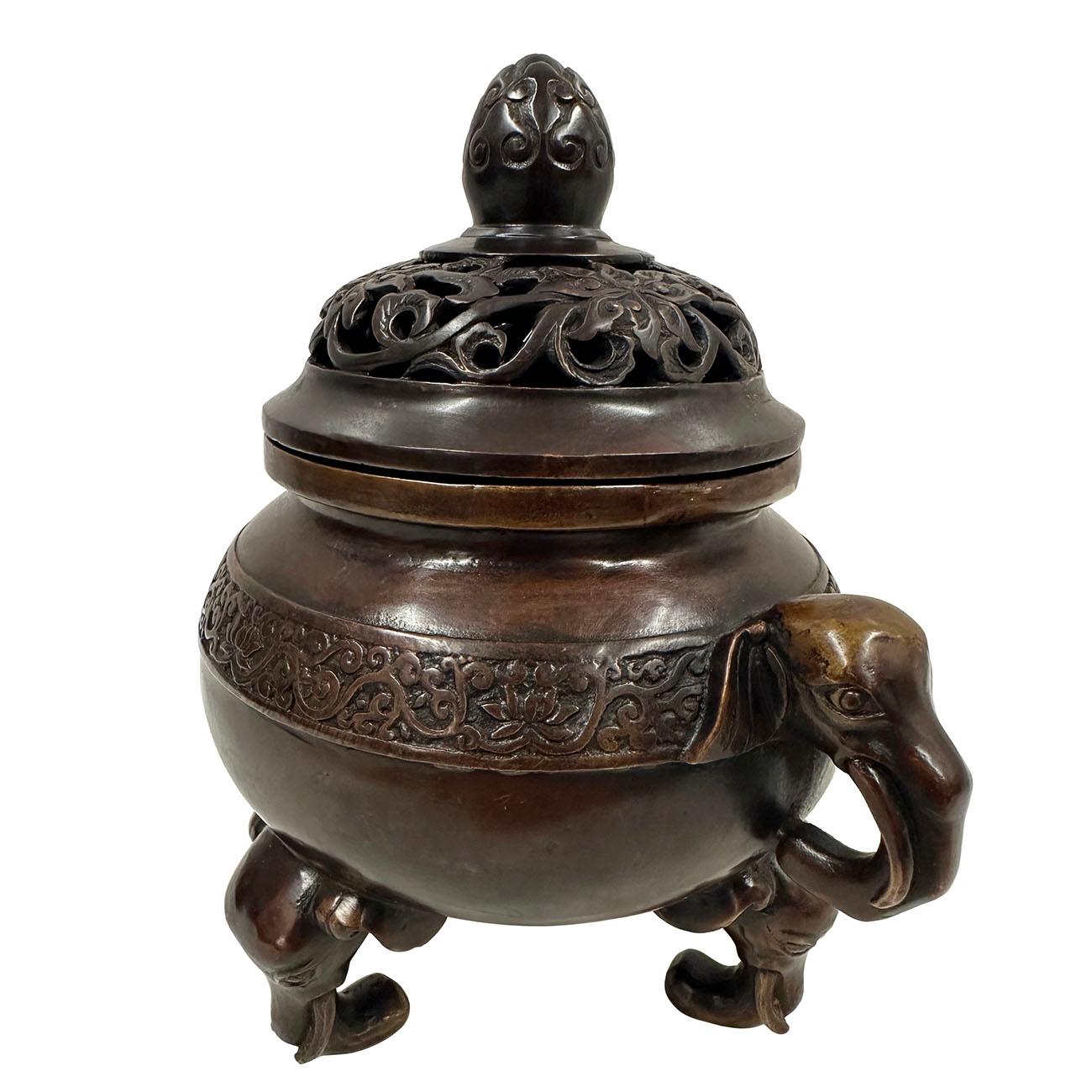20th Century Chinese Ming Style Bronze Incense Burner 2