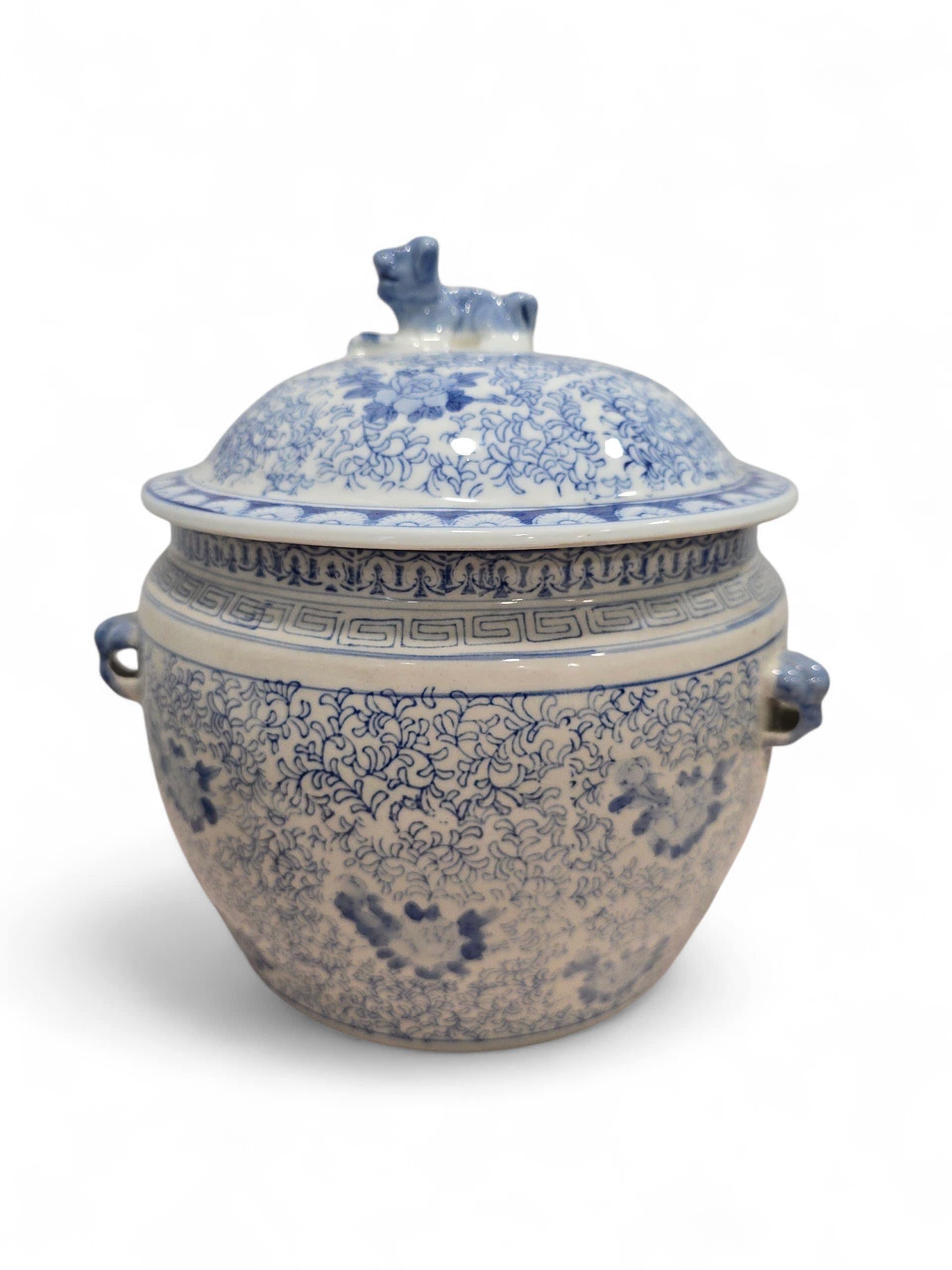 Barattolo di zenzero in porcellana cinese del XX secolo In condizioni buone in vendita a Madrid, ES