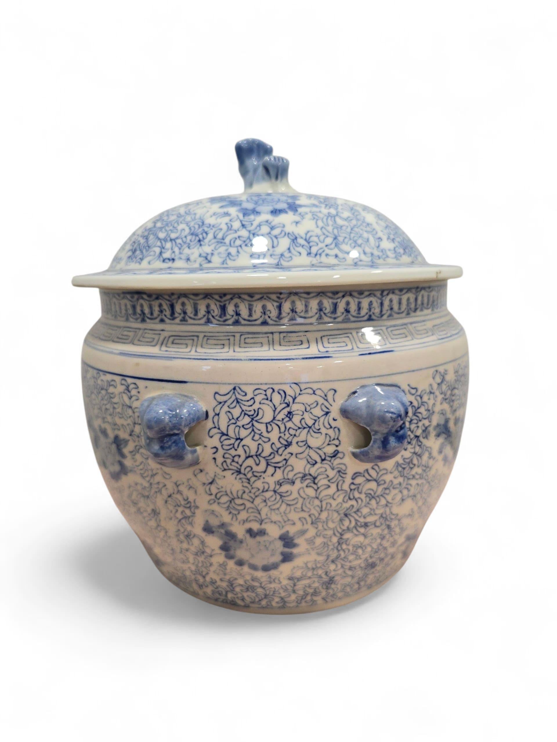 Barattolo di zenzero in porcellana cinese del XX secolo in vendita 2