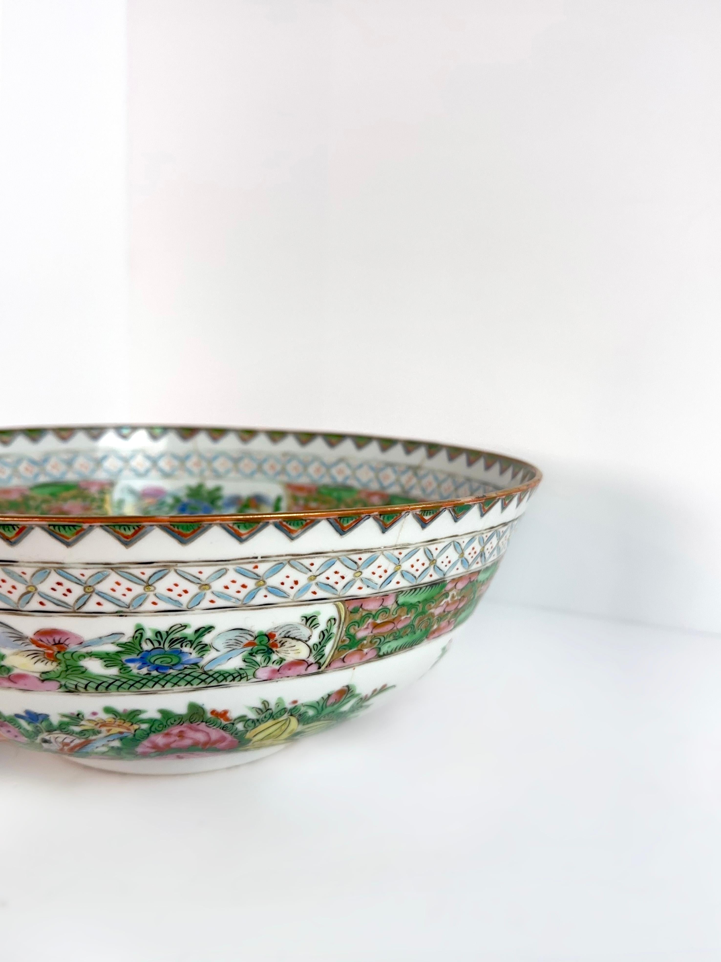 Glazed 20th Century Chinese Porcelain Rose Medallion Canton Bowl For Sale