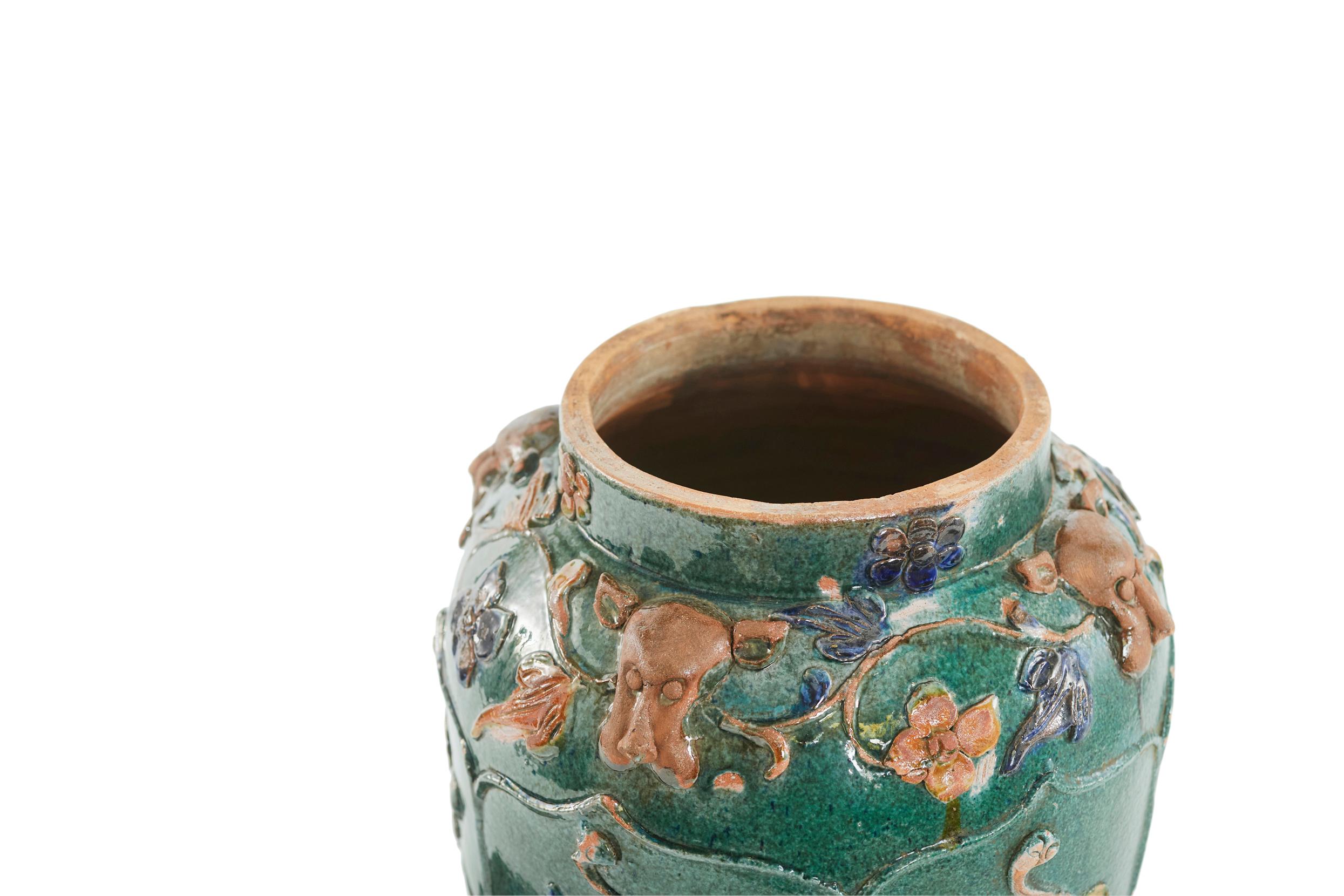 20th Century Chinese Sancai Glazed Covered Jar  For Sale 2