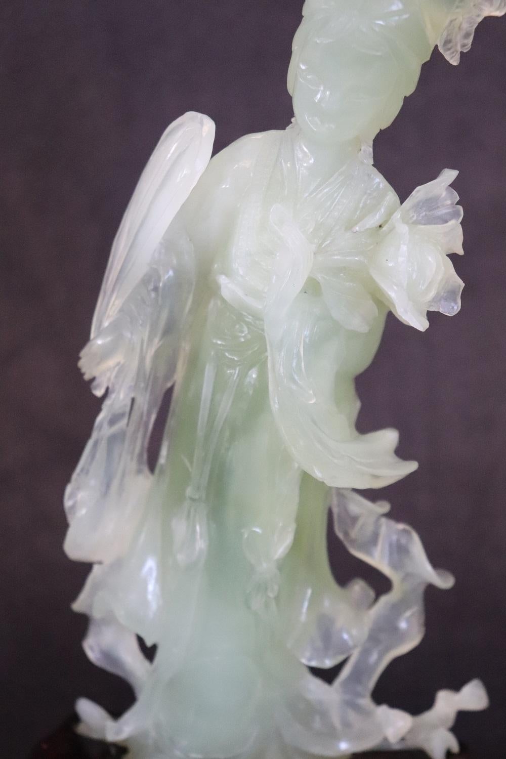 20th Century Chinese Sculpture, Geisha in Carved Jade In Excellent Condition For Sale In Casale Monferrato, IT
