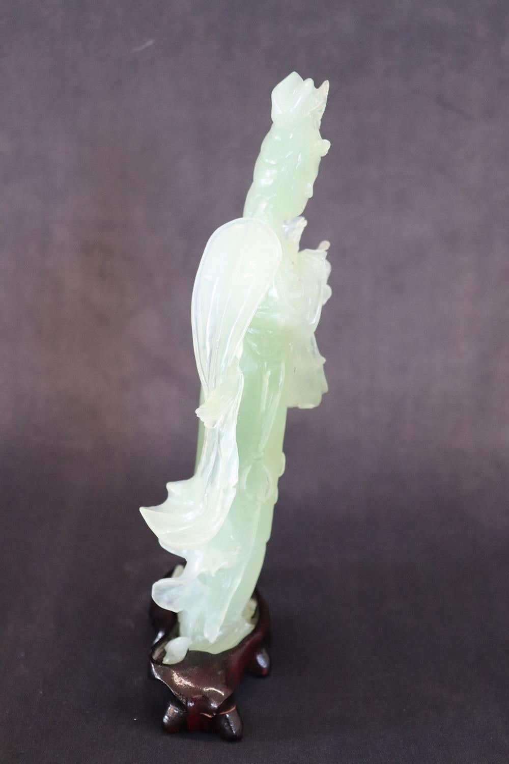 20th Century Chinese Sculpture, Geisha in Carved Jade For Sale 3