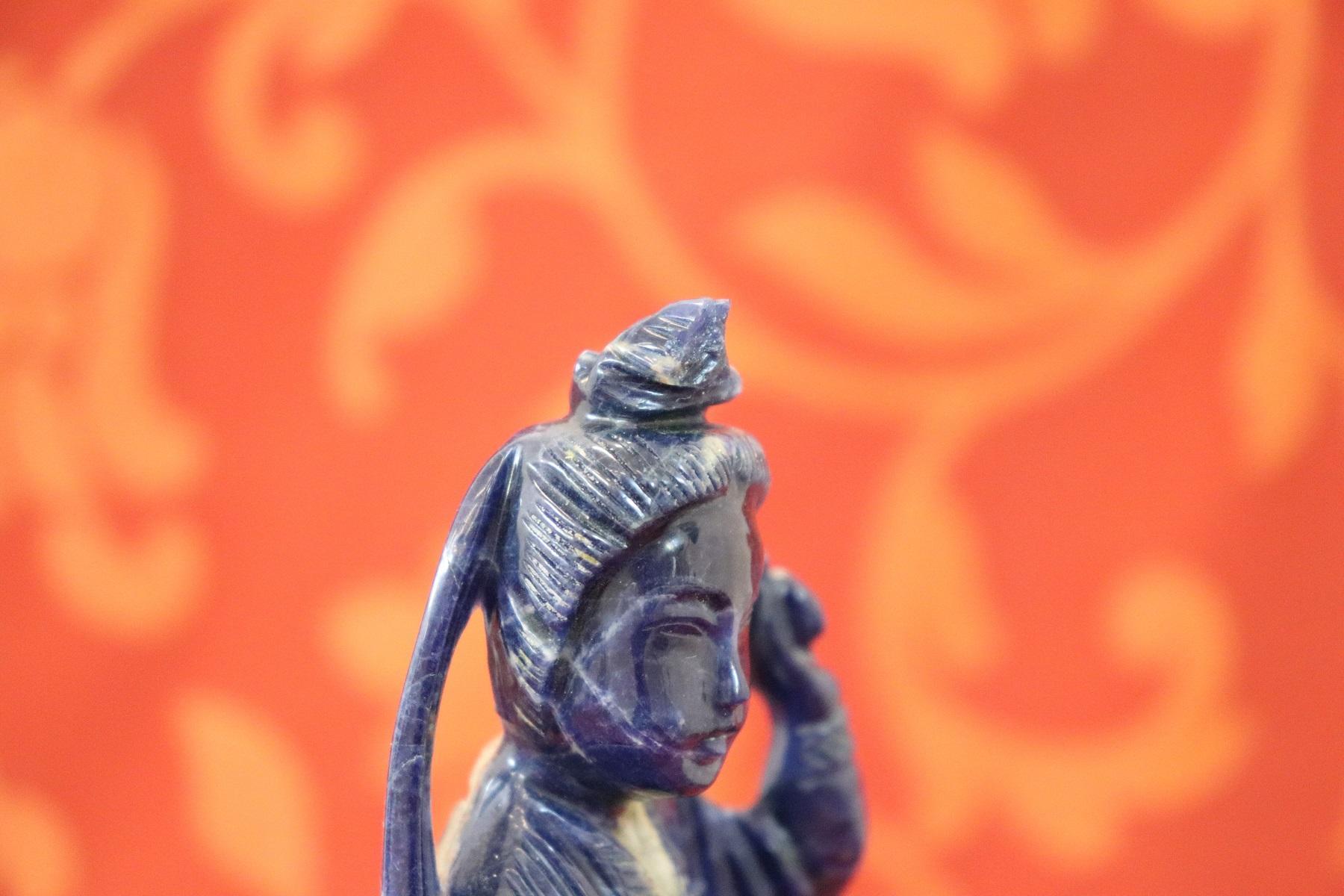 20th Century Chinese Sculpture in Lapis Lazuli Geisha Figure 4