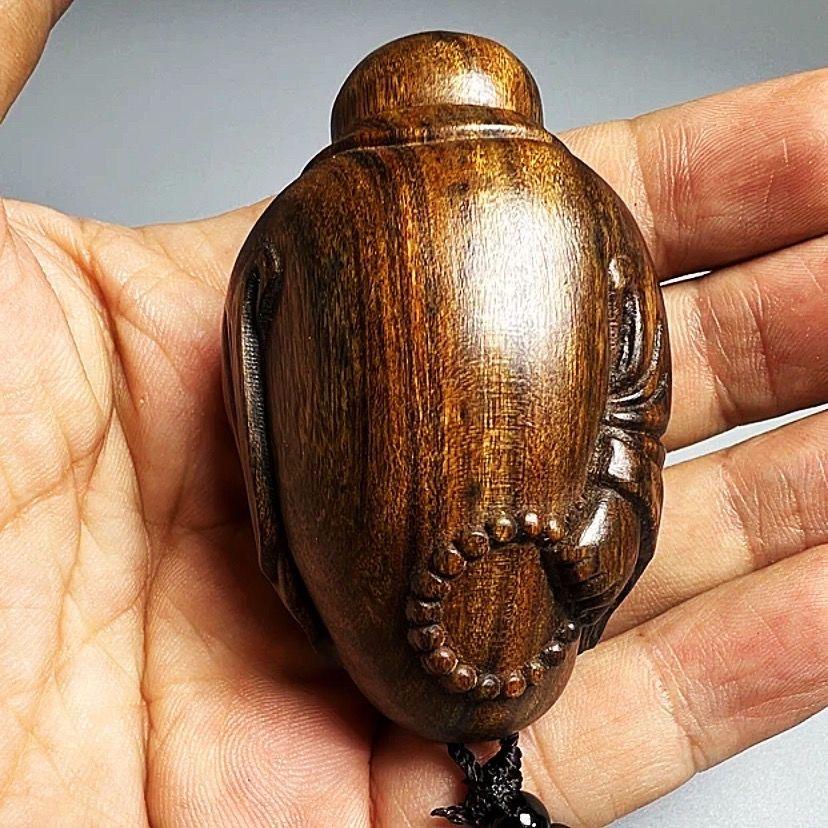 20th Century Chinese Wood Carving Maitreya Buddha Bracelet For Sale 6