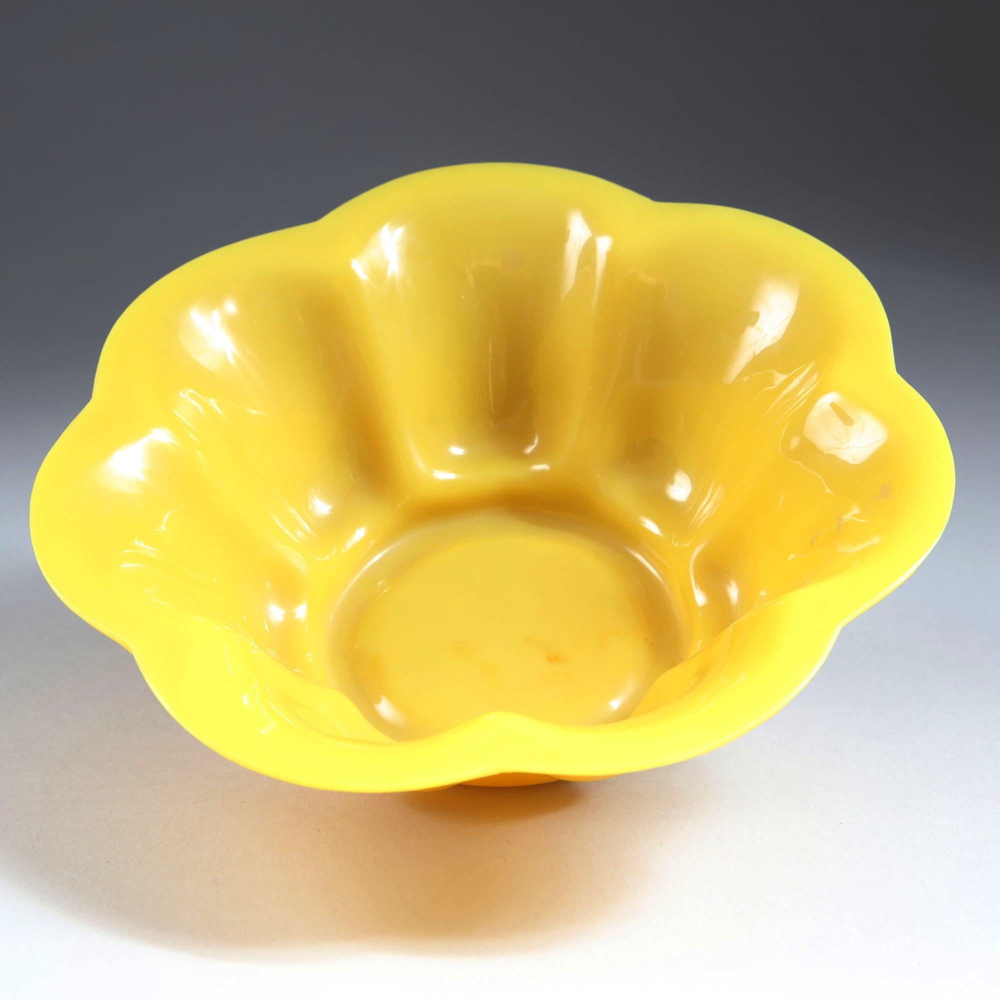 20th Century Chinese Yellow Glass Floriform Bowl 1