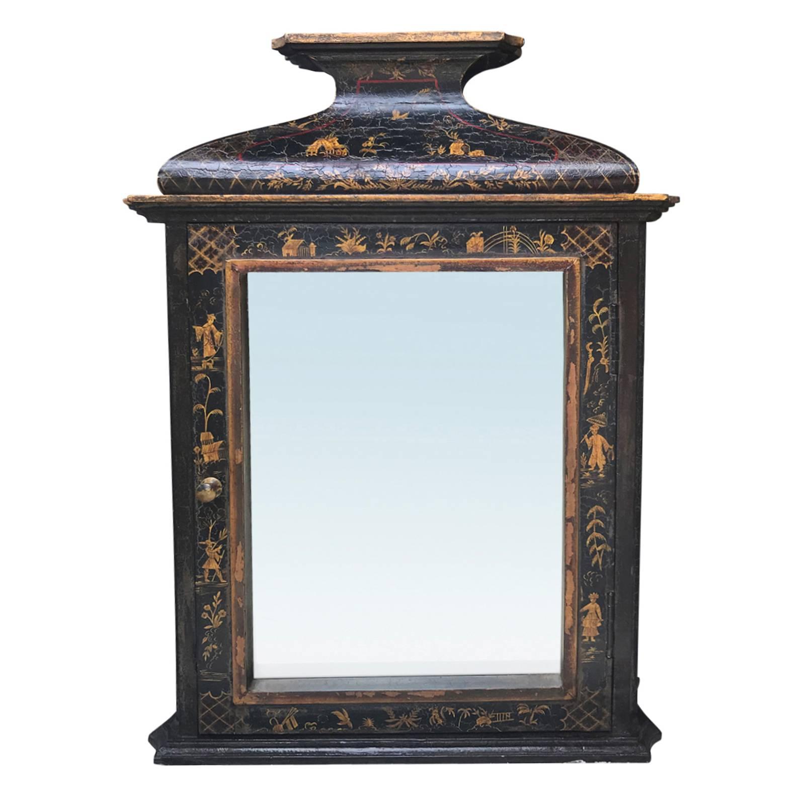 20th Century Chinoiserie  Mirror Cabinet with One Door