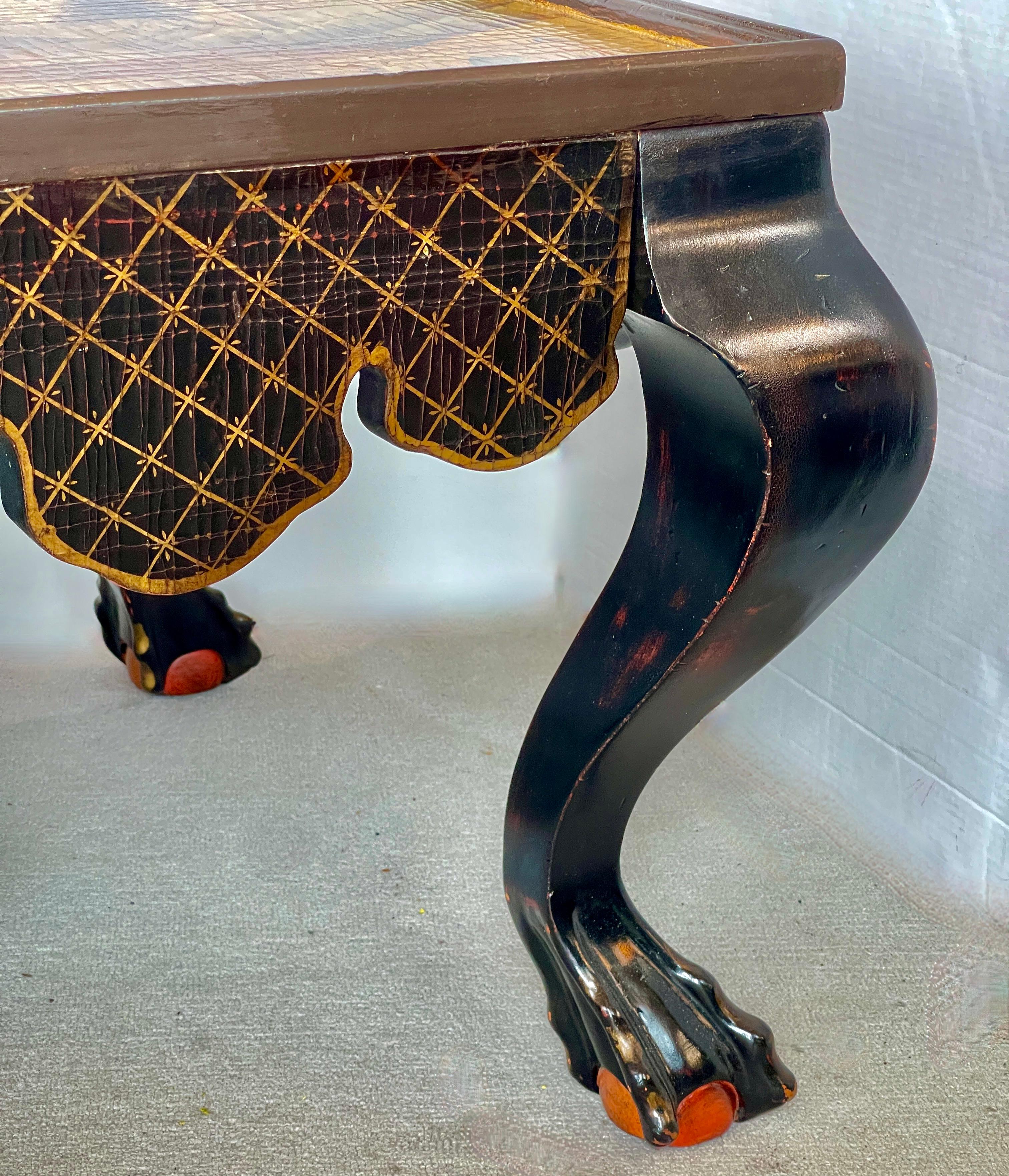 20ème siècle. Table Cocktail Tables laquées Chinoiserie, pieds Ball and Claw en vente 9