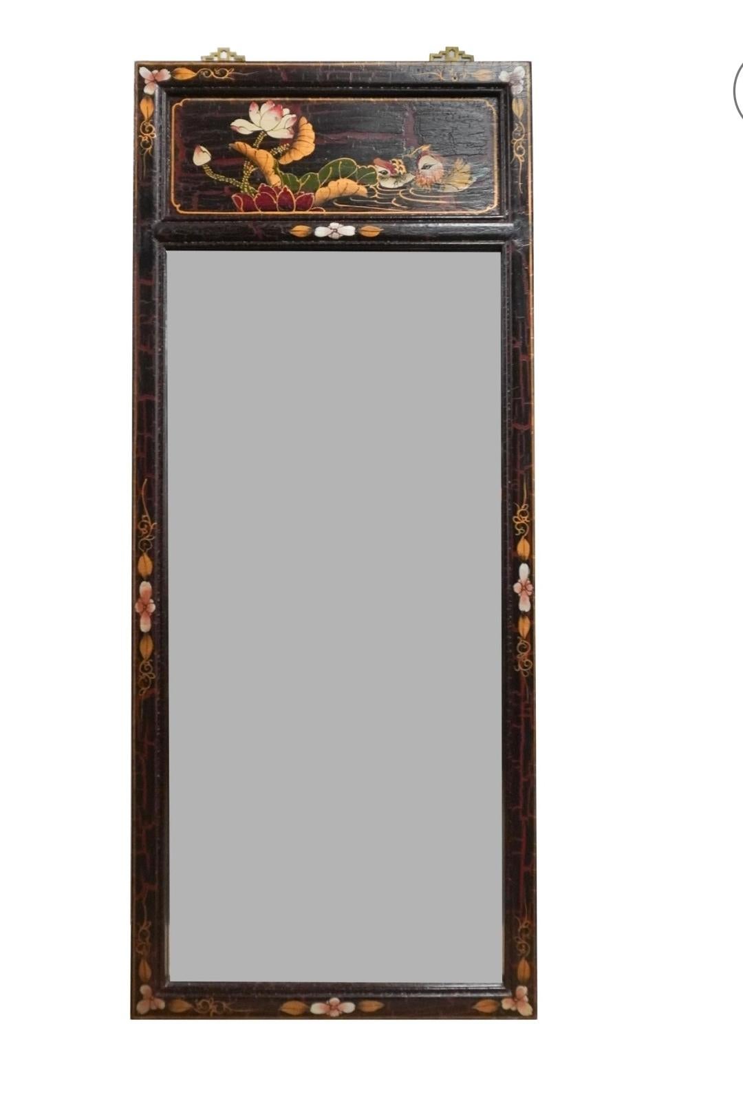 Américain 20th Century Chinoiserie Style Painted Wood Frame Trumeau Mirror en vente