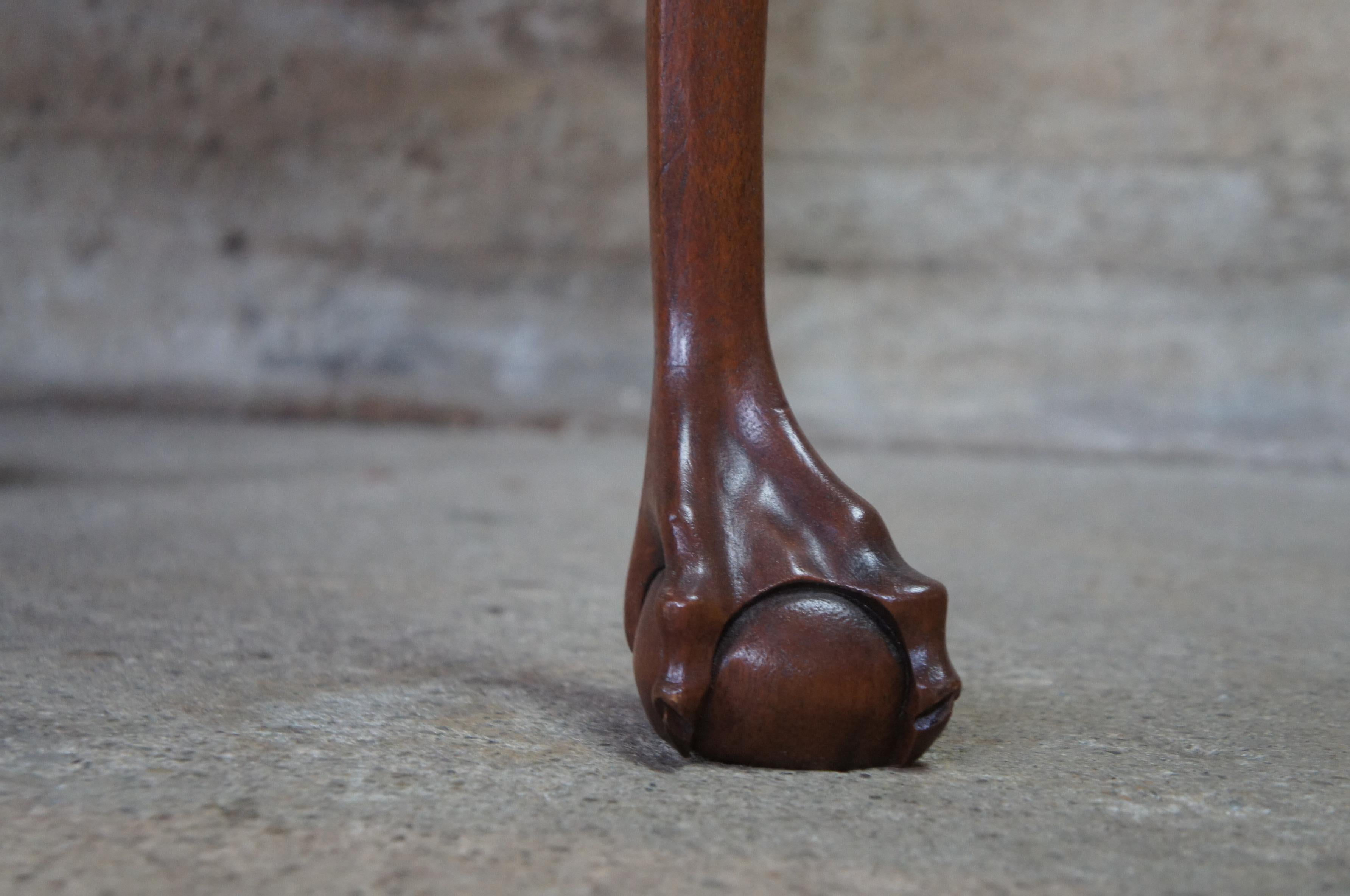 20th Century Chippendale Mahogany Ball & Claw Drop Leaf Gateleg Dining Table In Good Condition In Dayton, OH