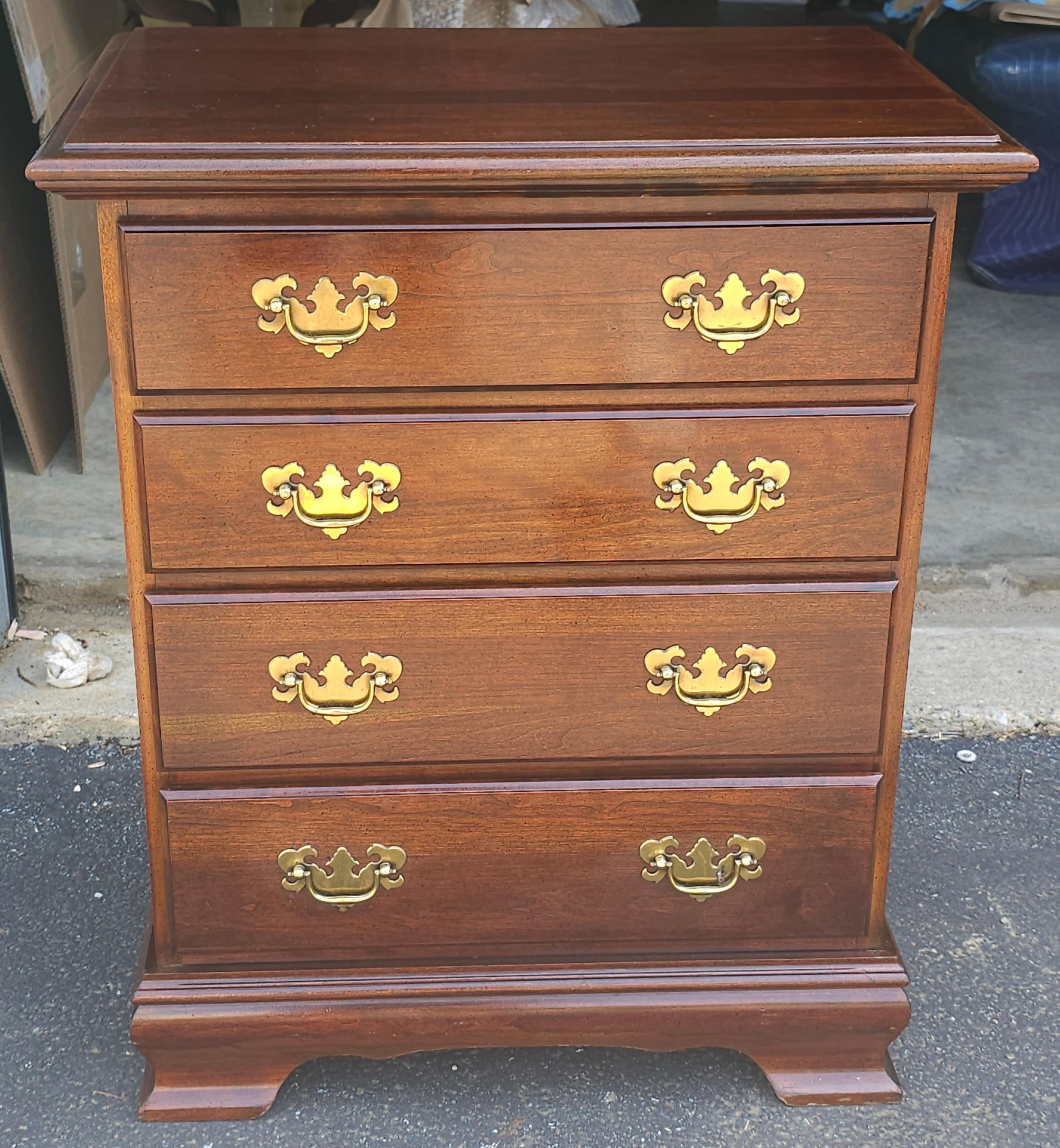 American 20th Century Chippendale Mahogany Four-Drawer Small Chest of Drawers  For Sale