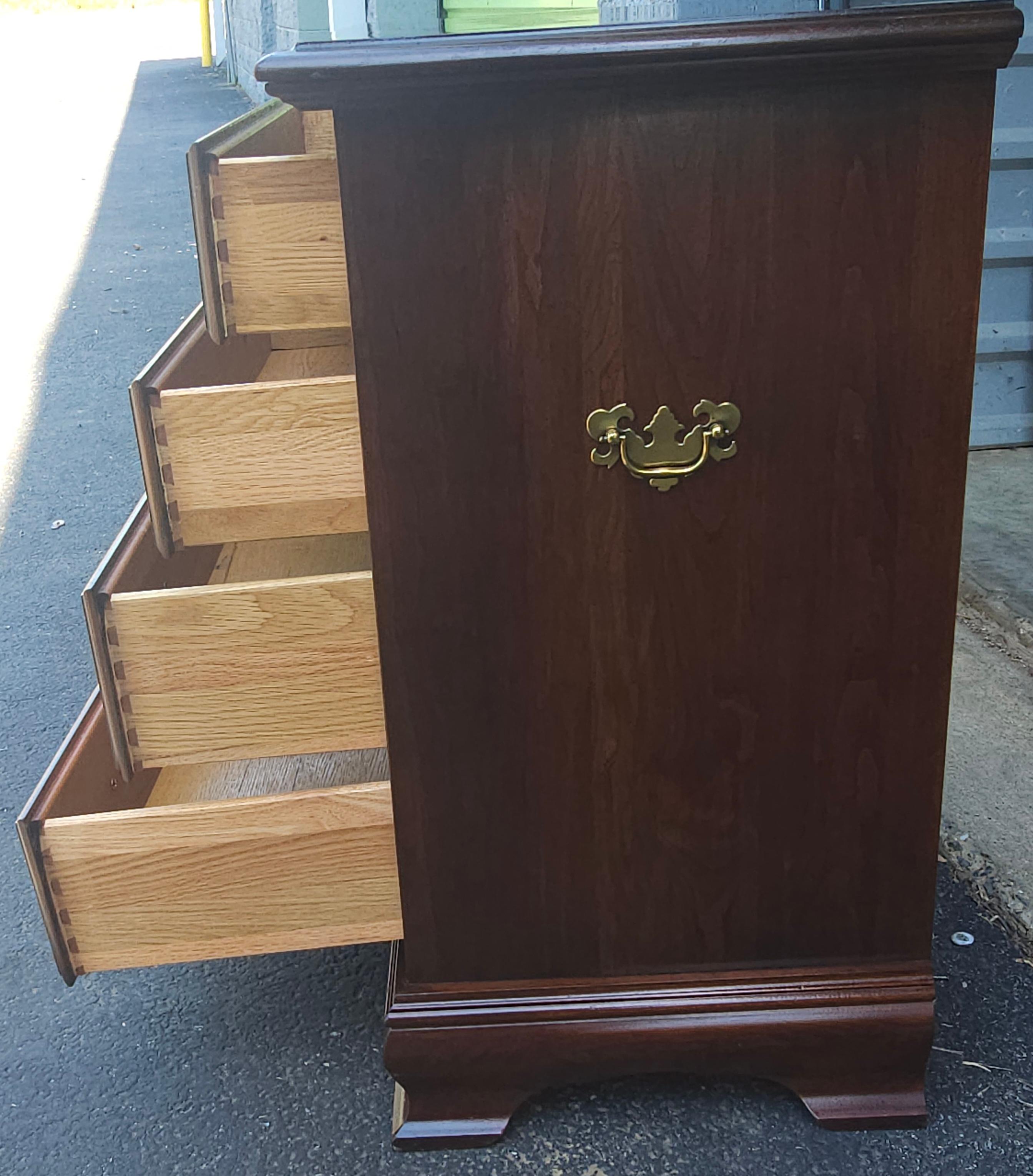 20th Century Chippendale Mahogany Four-Drawer Small Chest of Drawers  For Sale 1