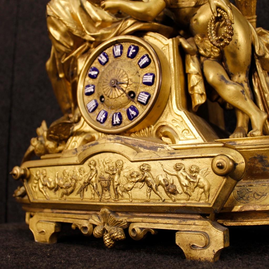 20th Century Chiselled and Gilt Antimony French Clock, 1920 For Sale 2