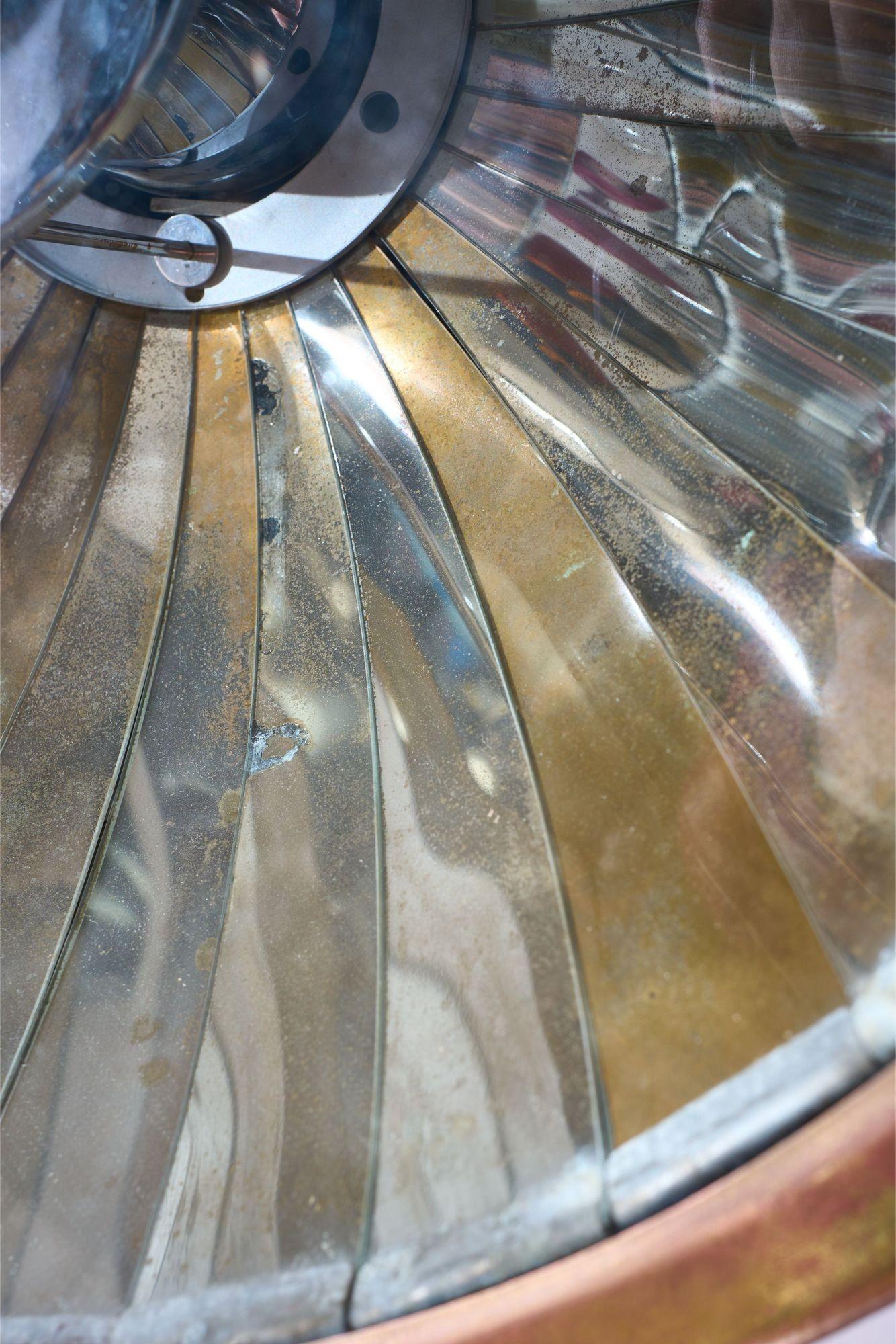 20e siècle Lampadaire médical en chrome et laiton en vente 1