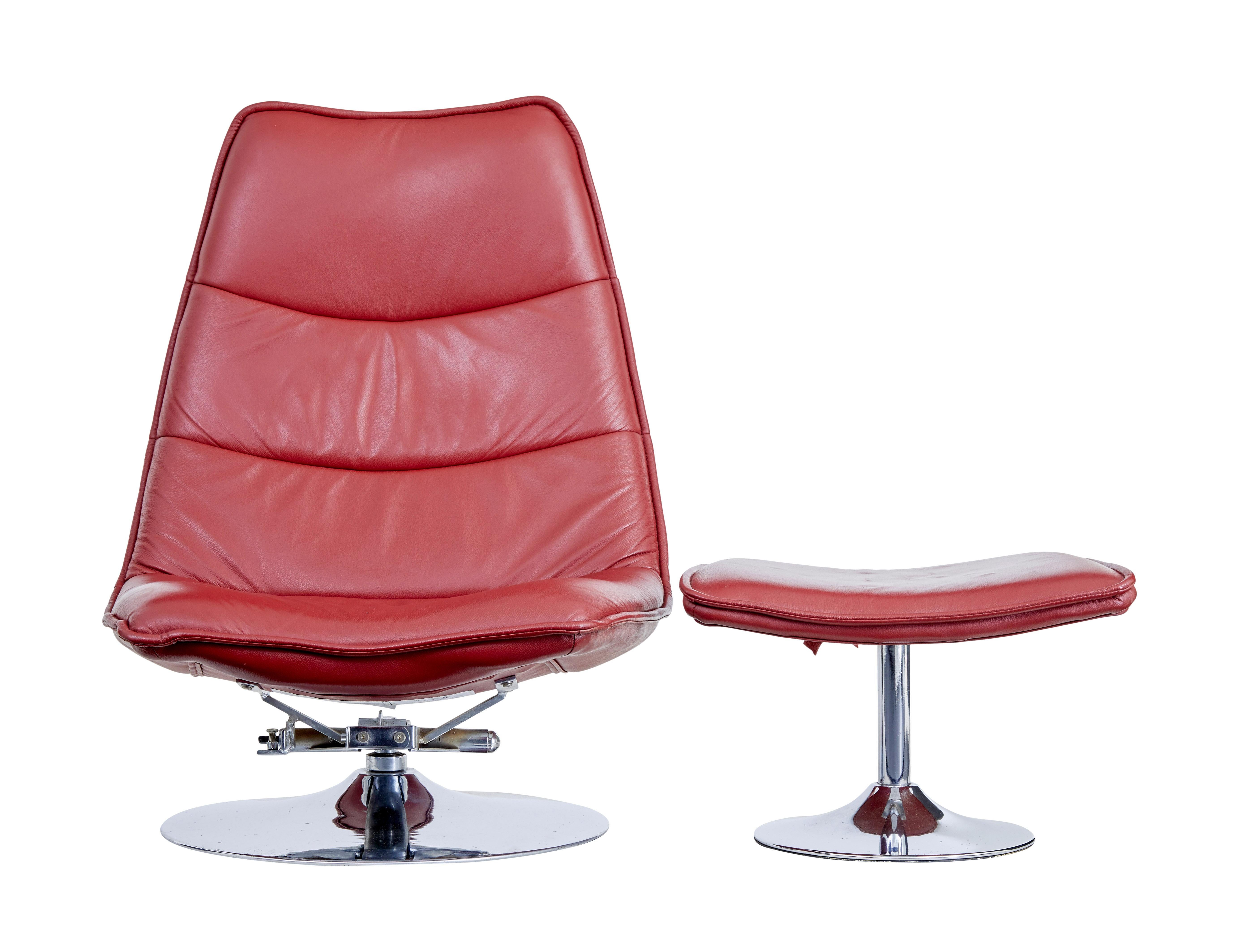 Stuhl aus Chrom und Leder des 20. Jahrhunderts mit Hocker (Italienisch) im Angebot