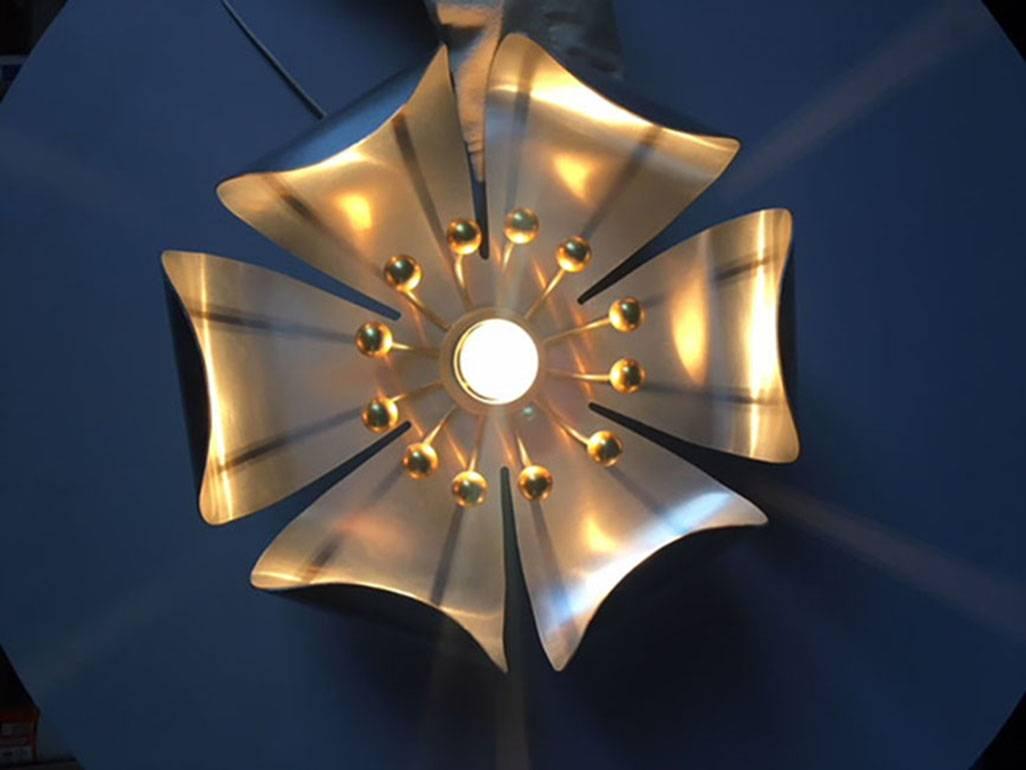 20th Century Chrome-Plated and Brass Pistil-Shaped Wall Light 5