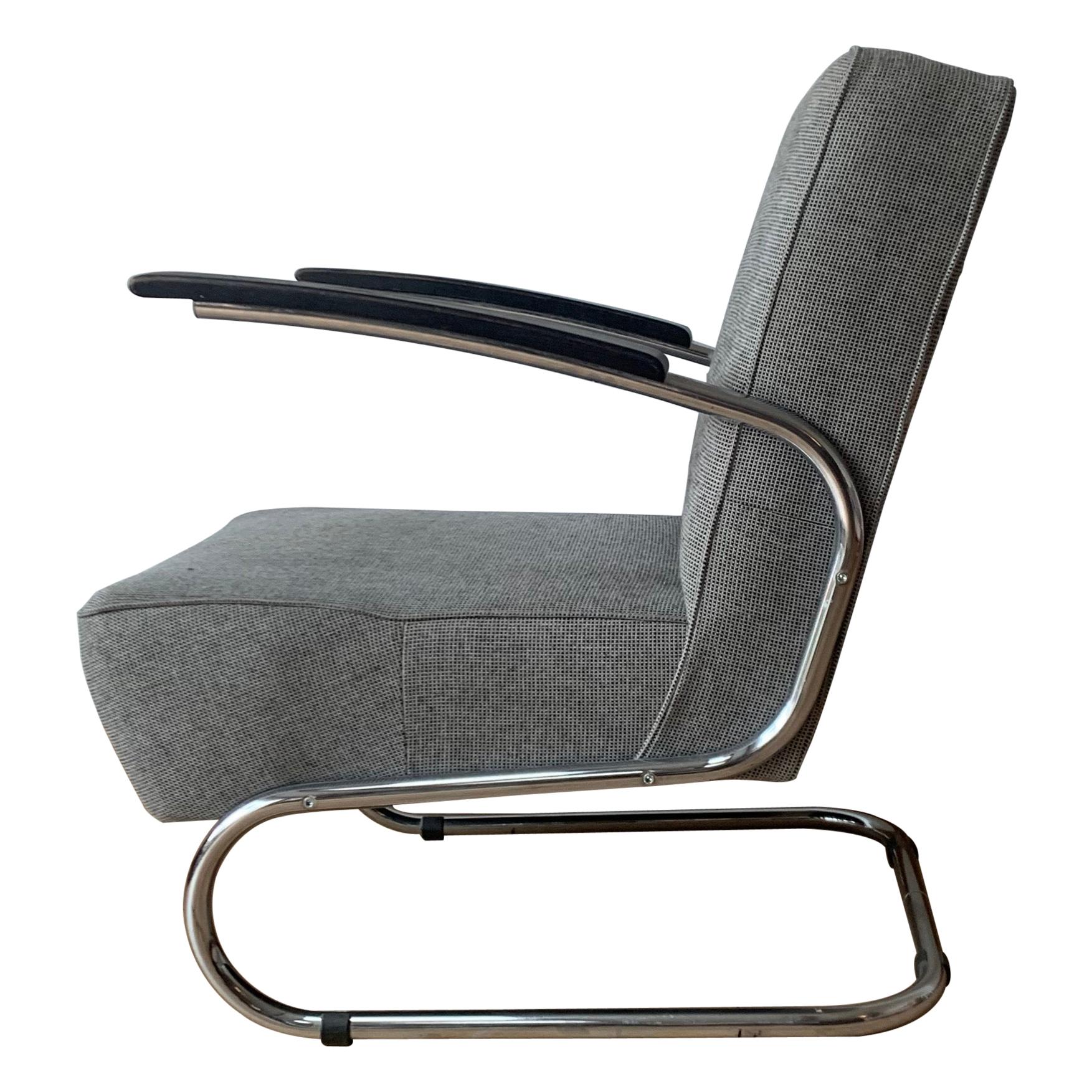 20th Century Chrome Tubular Steel Cantilever Armchair S 411 by Thonet, 1930's