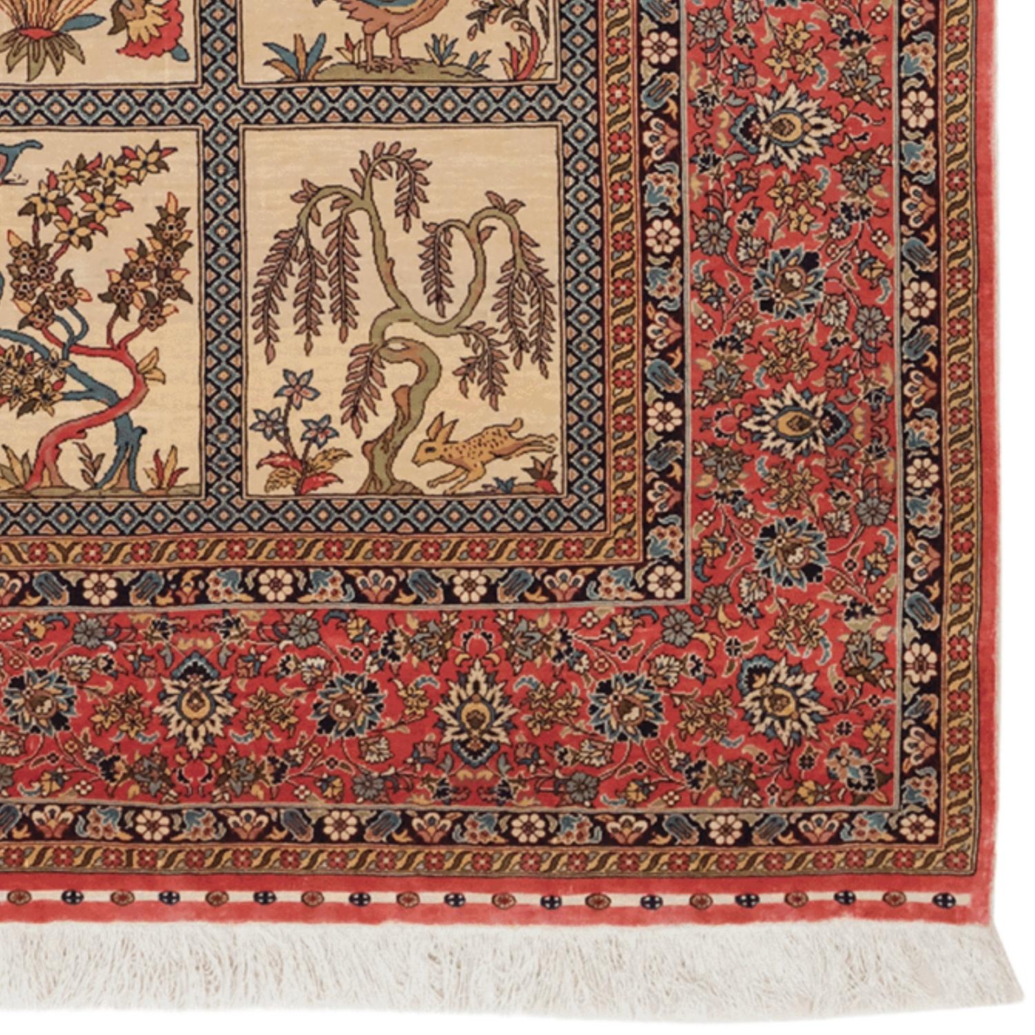 20th Century Cinar Signed Silk Carpet In Good Condition For Sale In Sultanahmet, 34