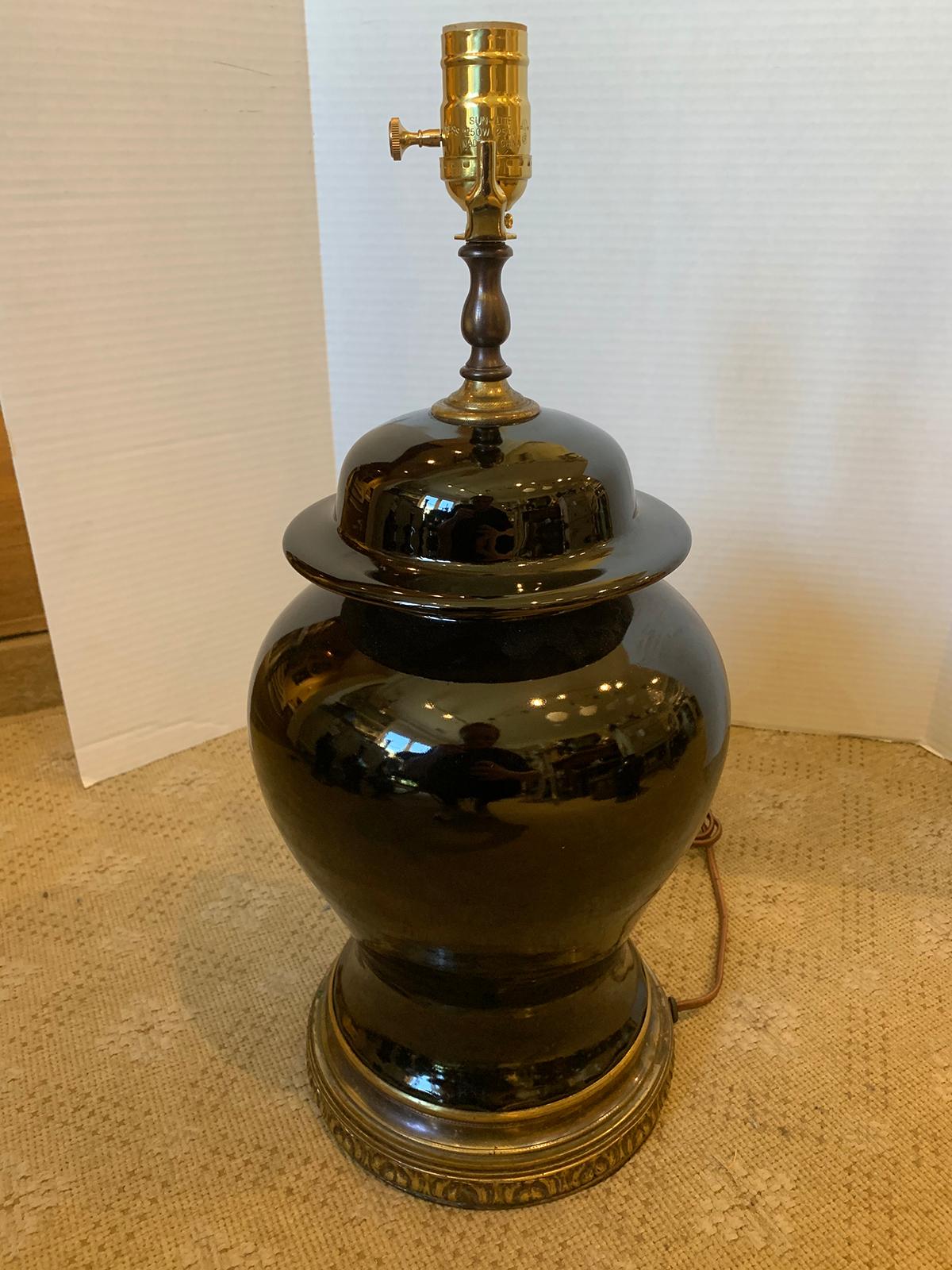 20th Century circa 1930s Chinese Black Mirror Porcelain Ginger Jar as Lamp In Good Condition In Atlanta, GA