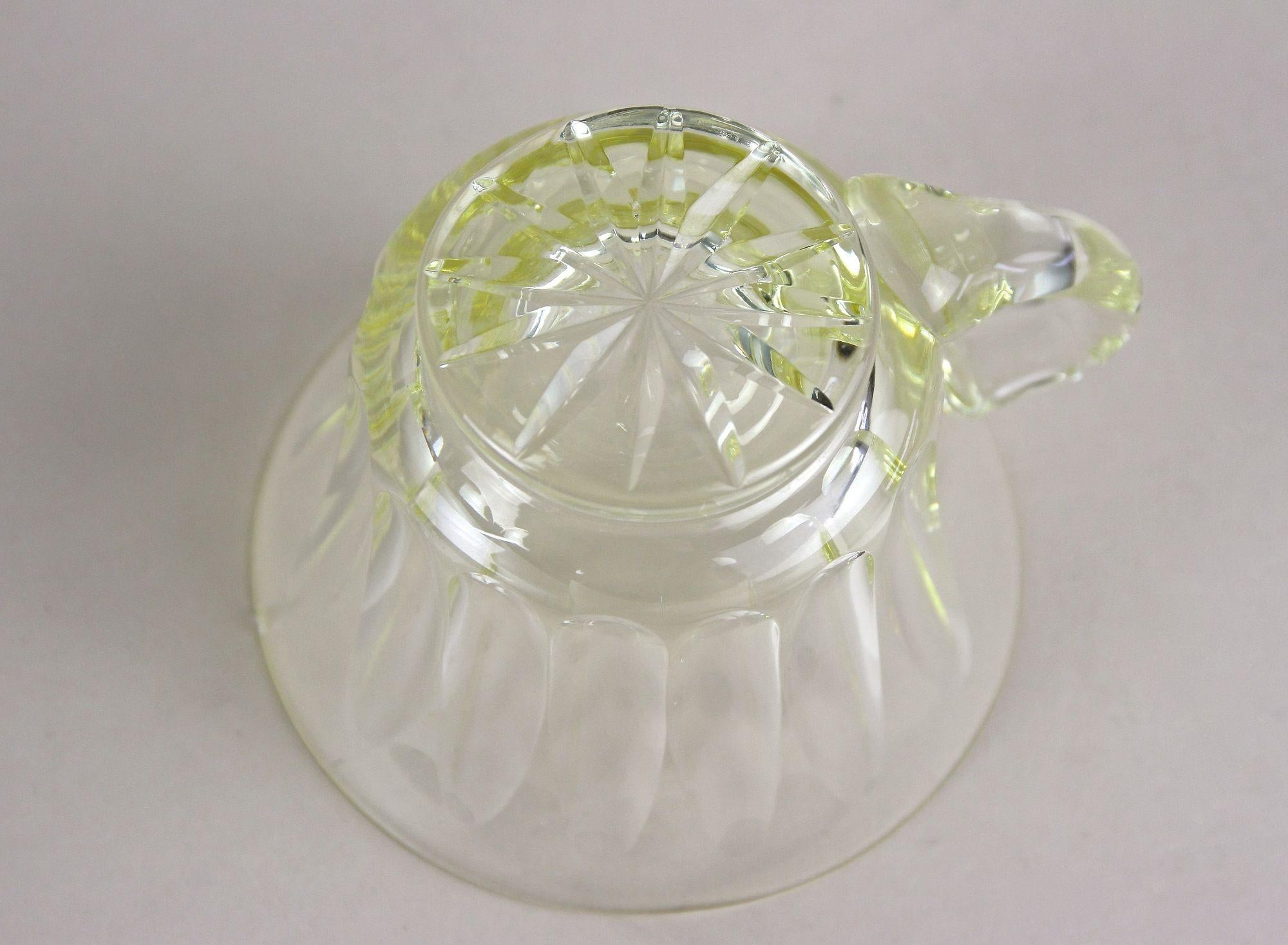 Service à punch en cristal Art Déco jaune citron du 20e siècle, Bohemia vers 1920 en vente 10