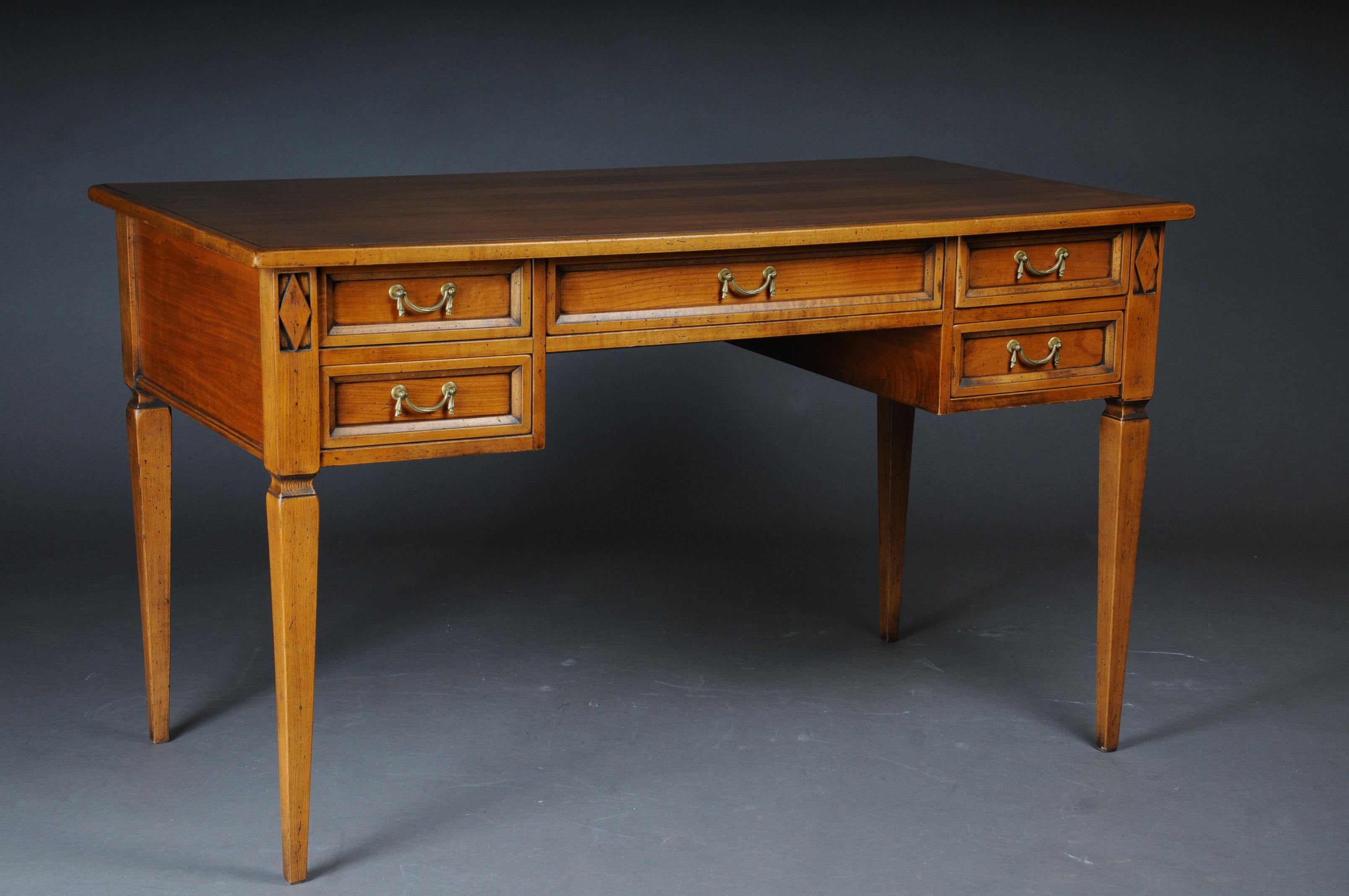 20th Century Classic Desk in the Style of Classicism 3
