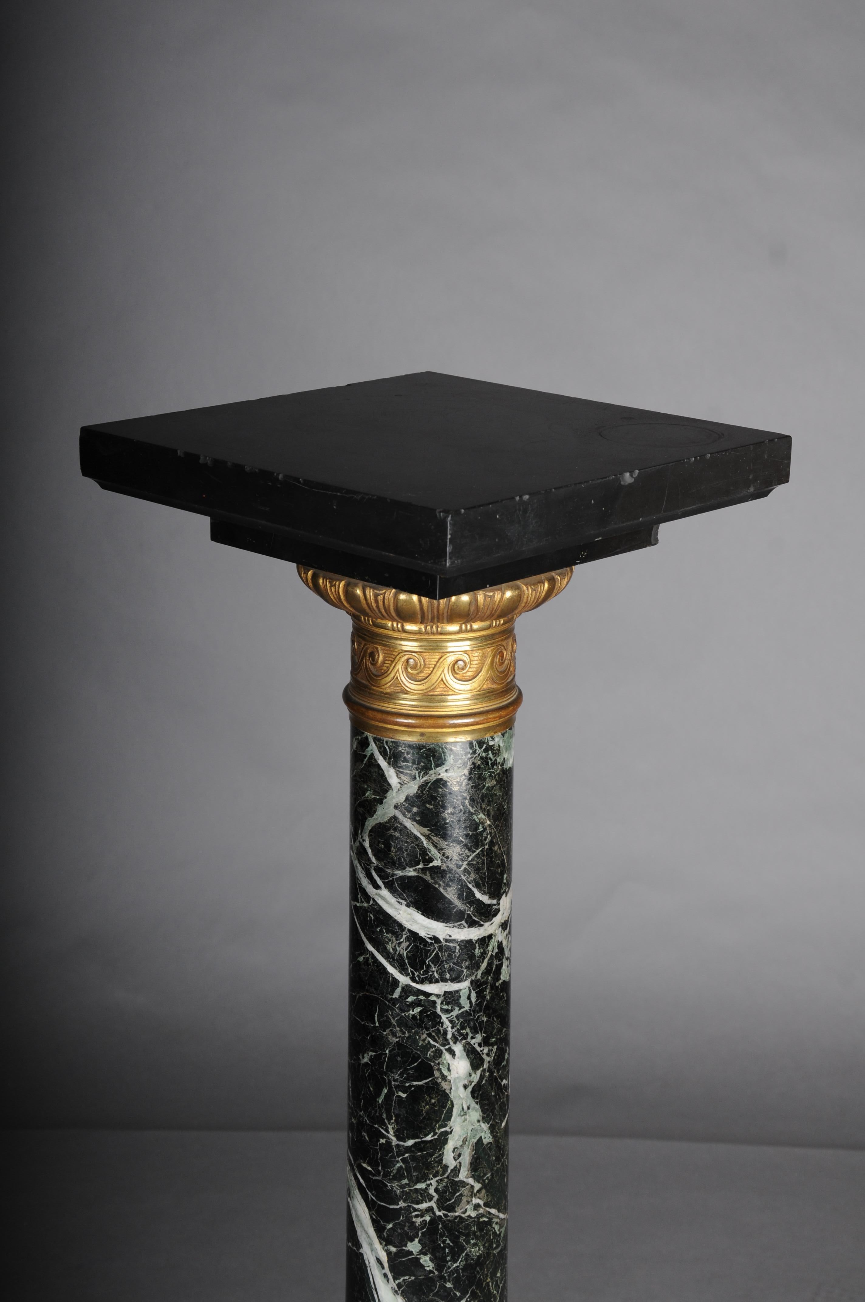 20th Century Classic French marble column, black with gold brass. For Sale 5