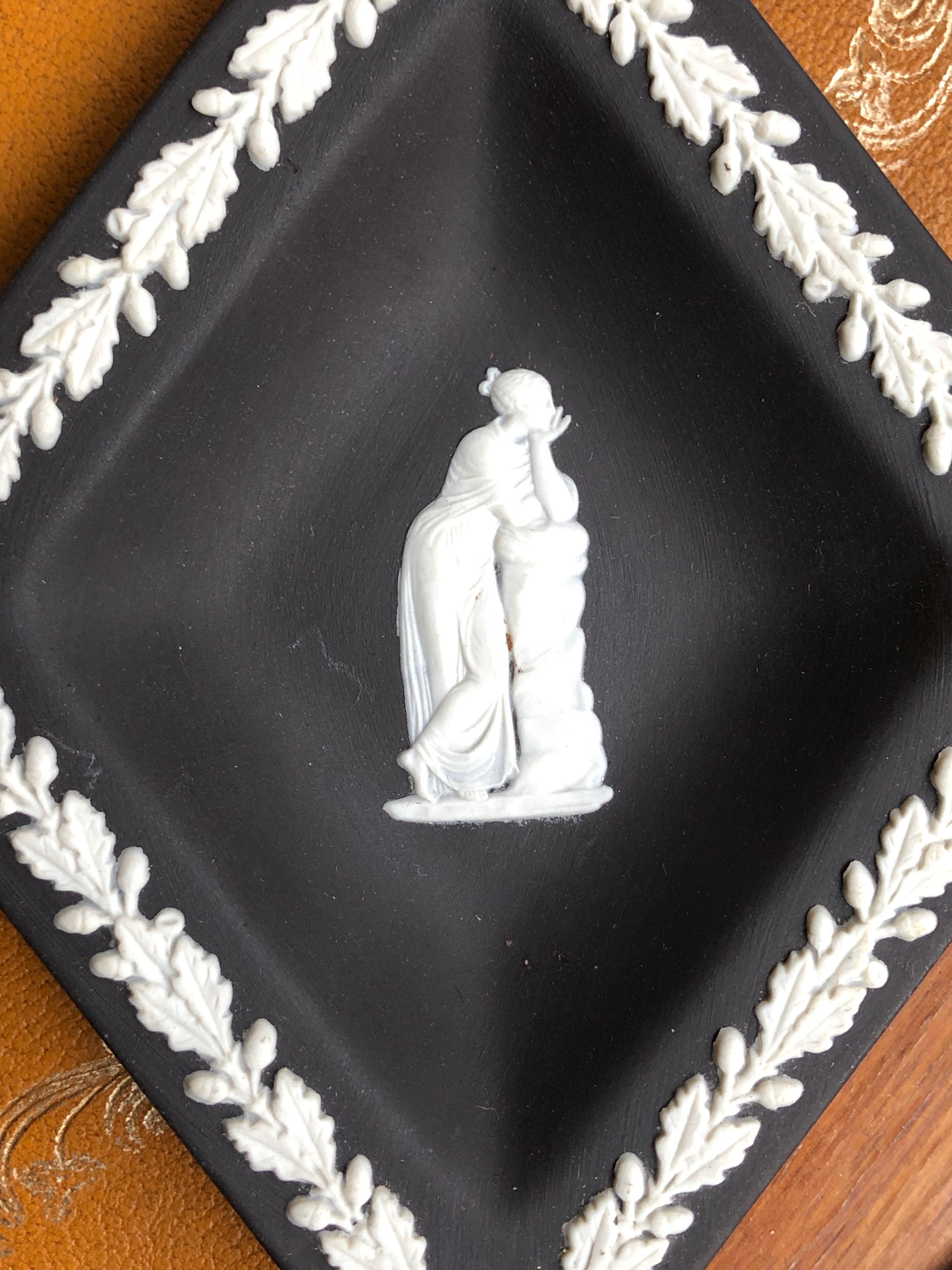 20th Century Classic Wedgwood Vide Poche or Pin Tray, England In Good Condition For Sale In Sofia, BG