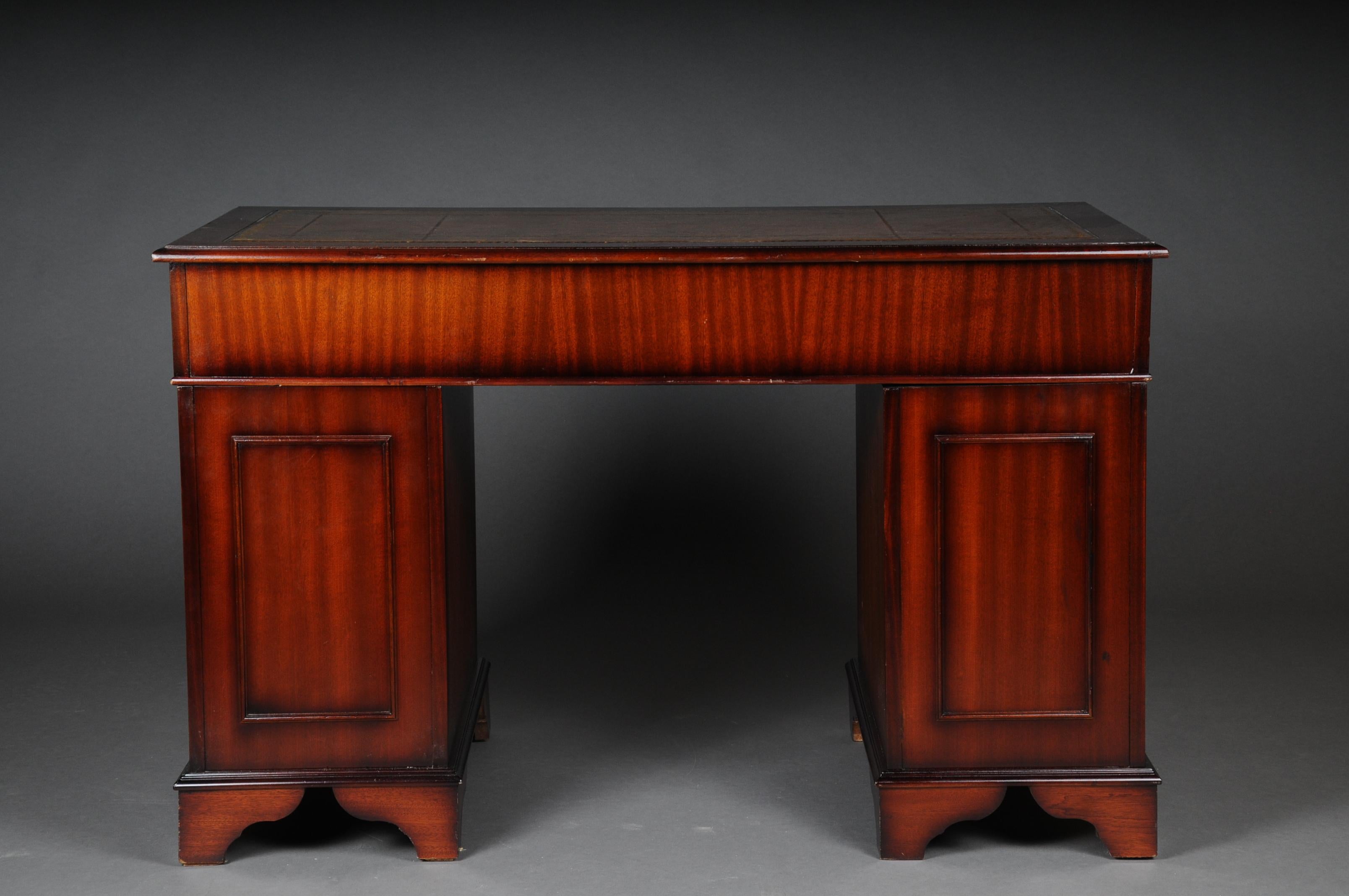 20th Century Classical English Writing Desk For Sale 3